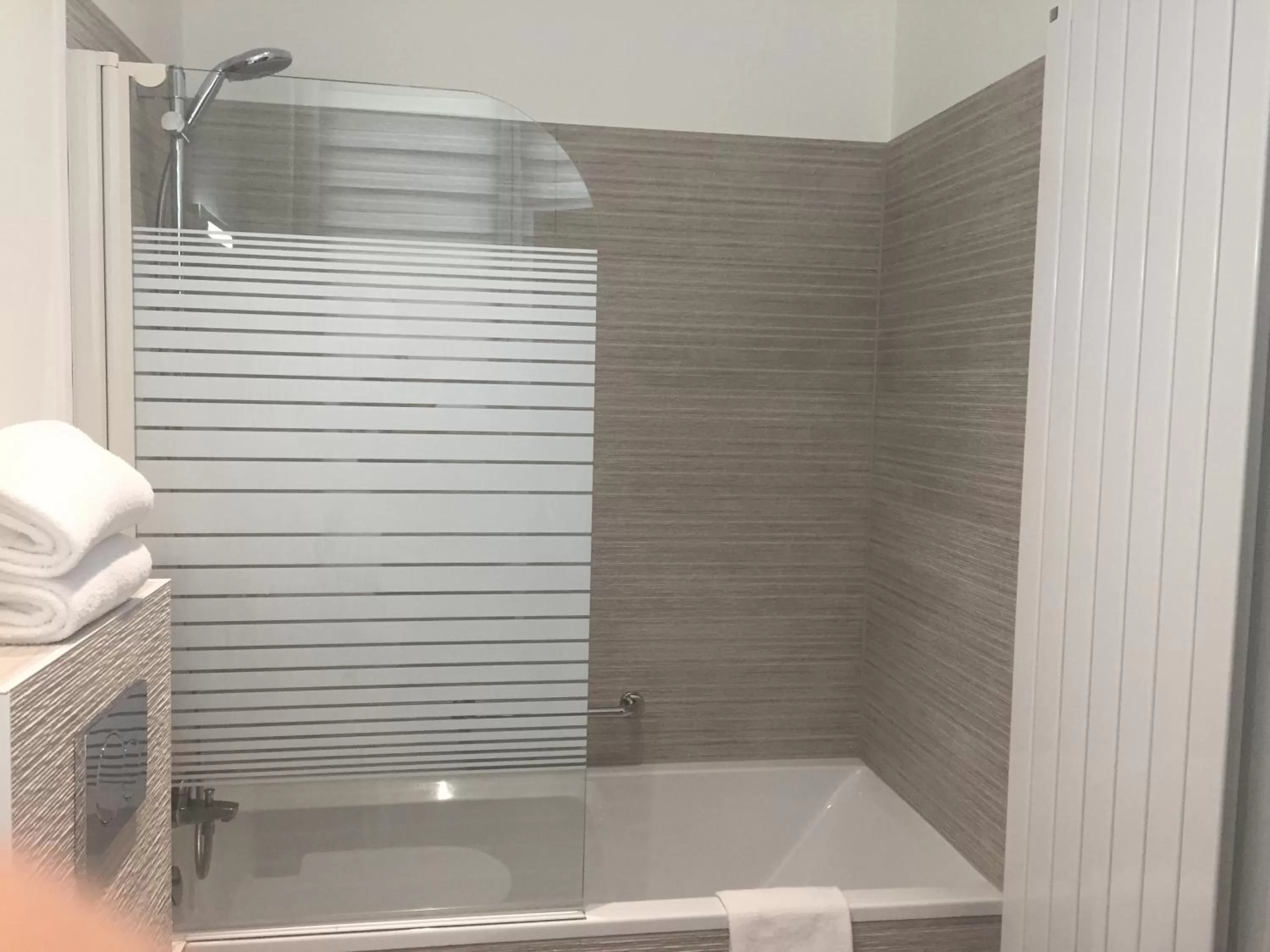 Bathroom in Shelter-rooms