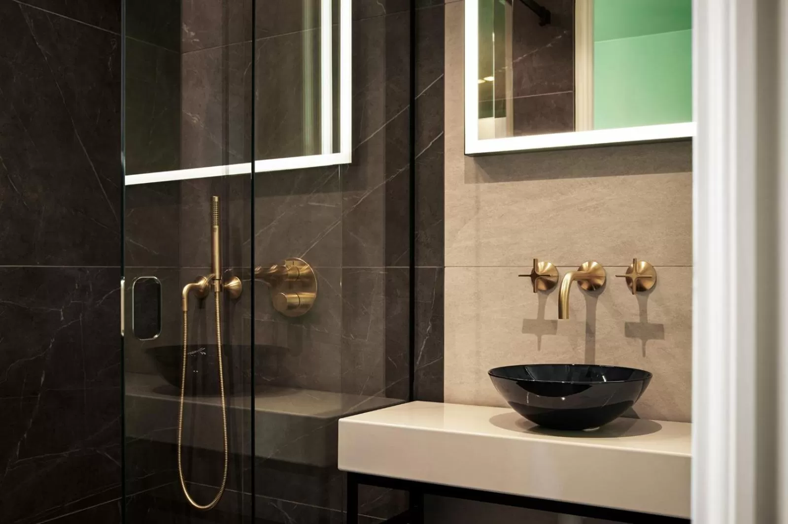 Shower in WIDE Hotel