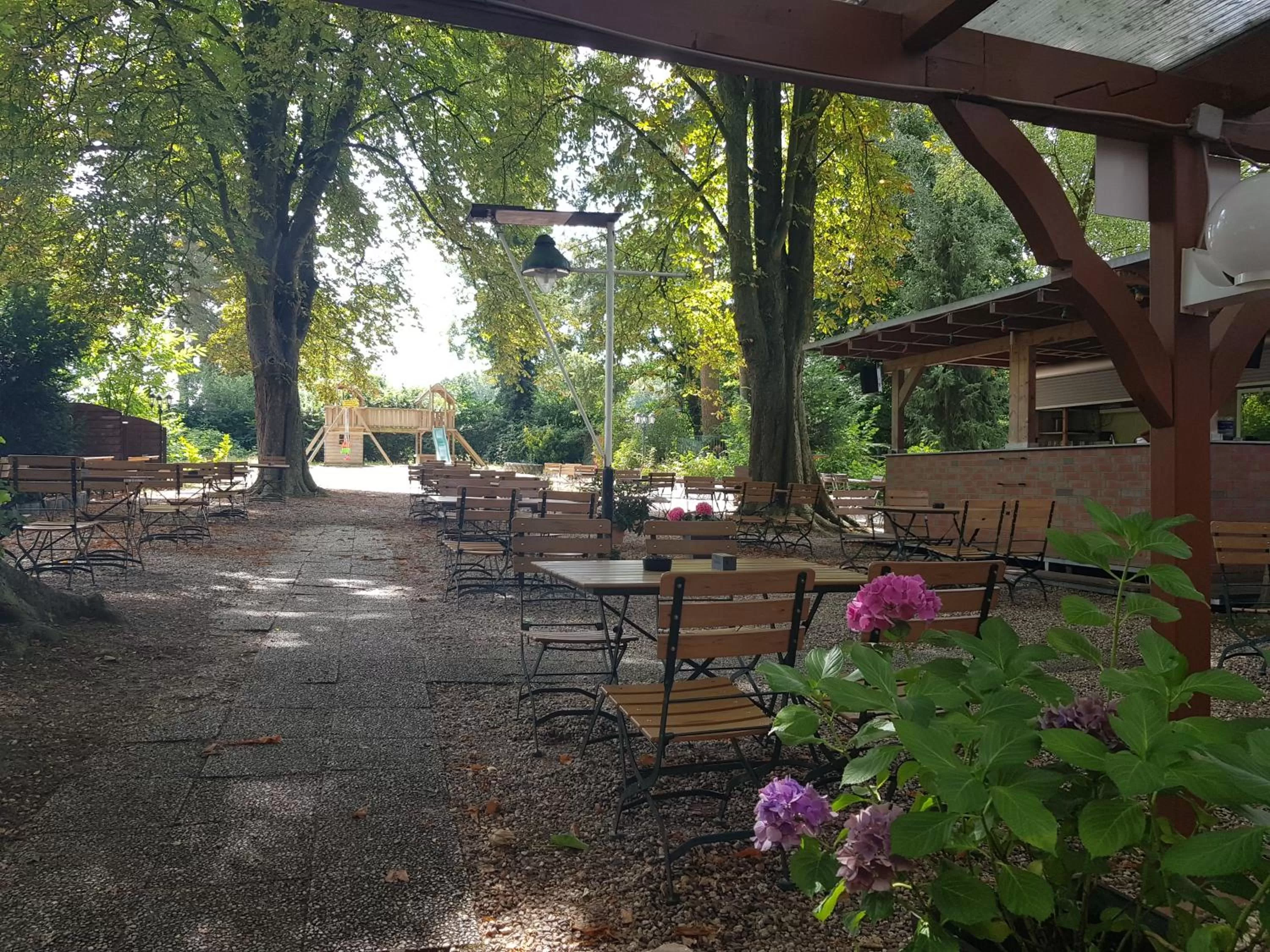 Restaurant/Places to Eat in Restaurant Yamas im Haus Waldesruh