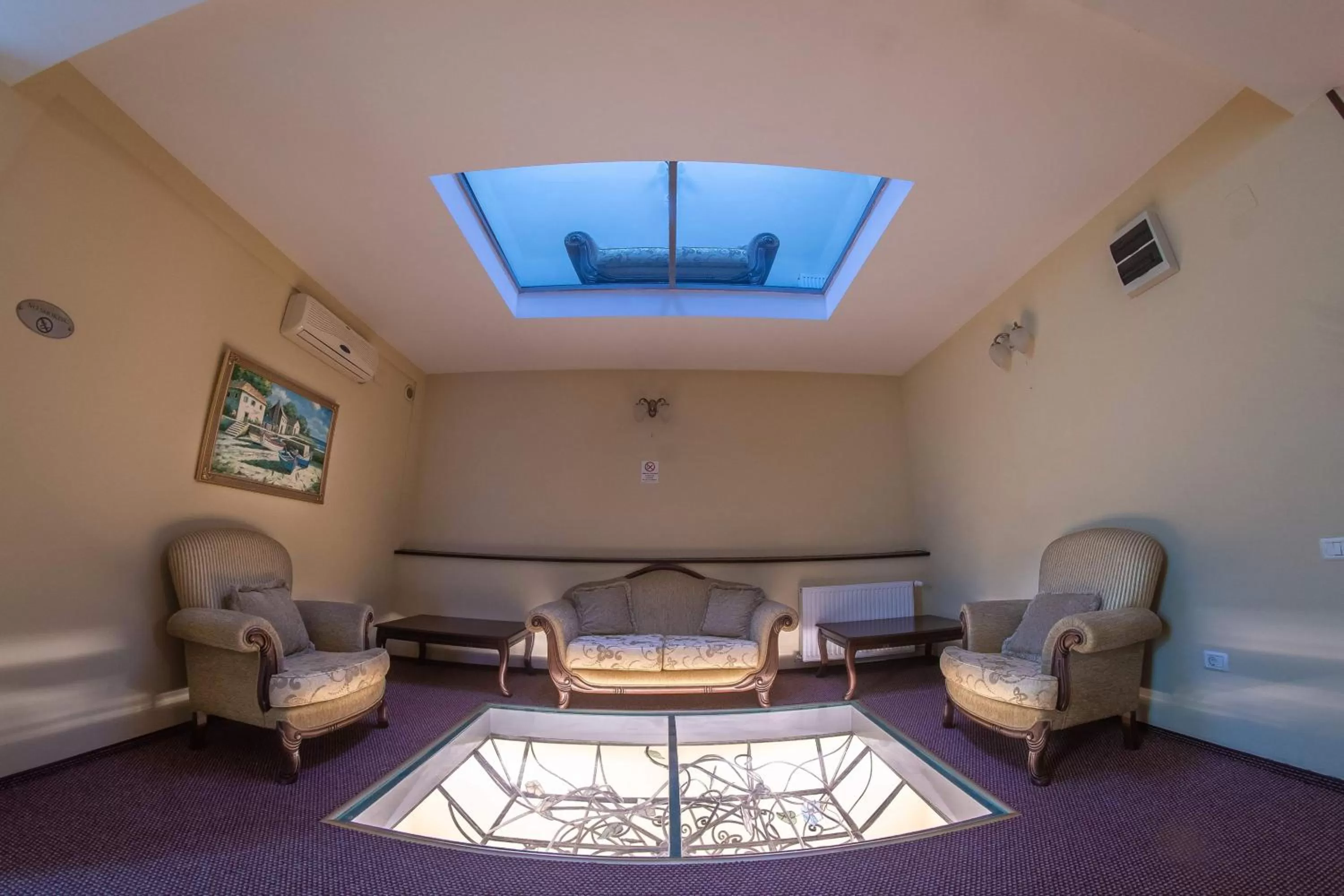 Activities in Atrium Hotel Ateneu City Center