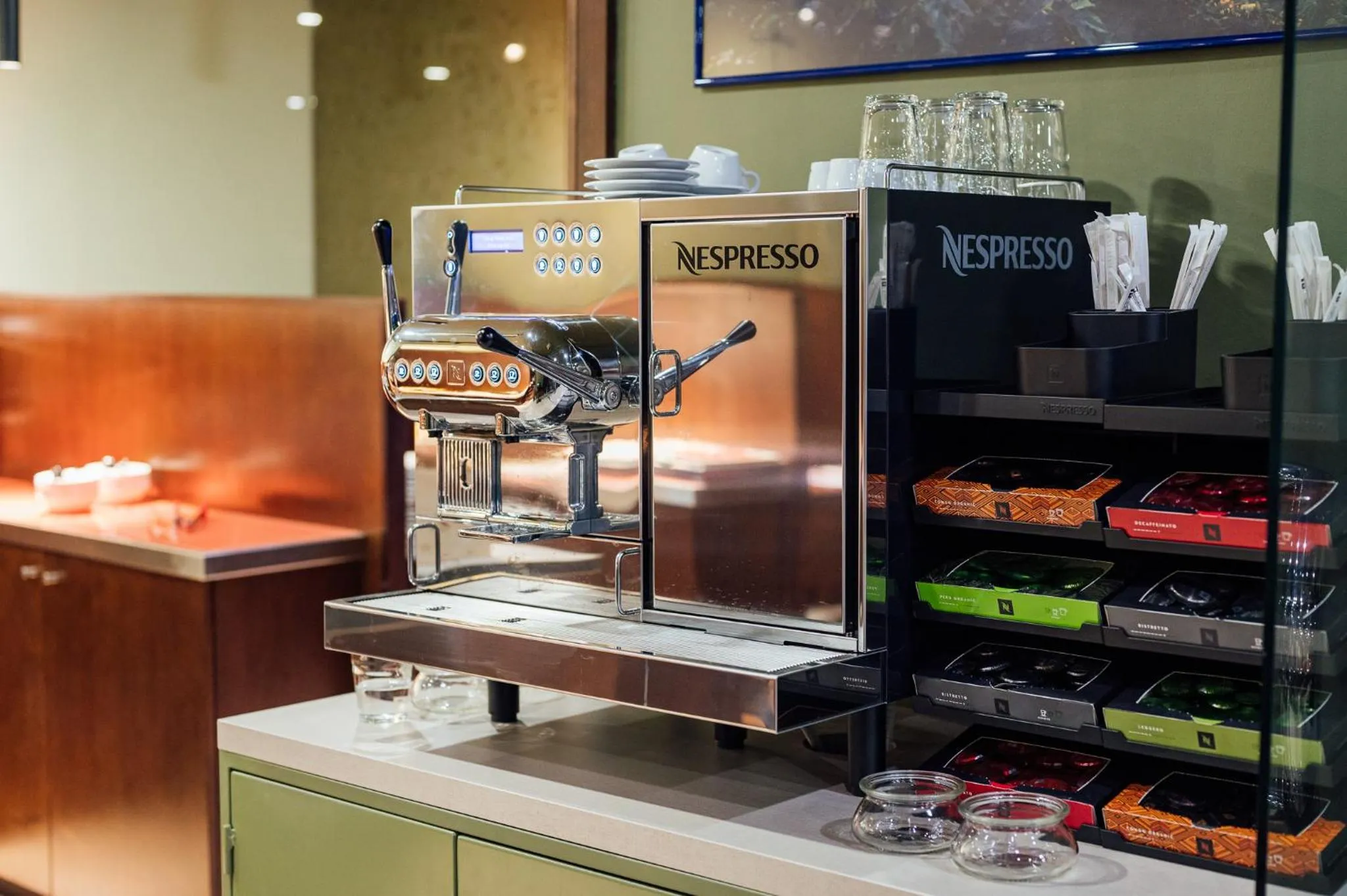 Coffee/tea facilities in Peakture Hotel