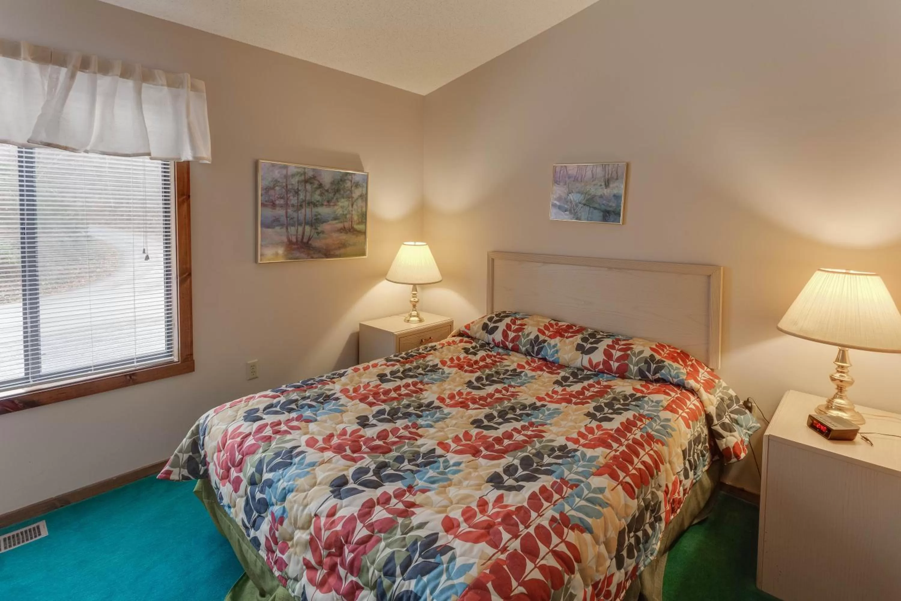 Bedroom, Bed in Chalet High by Capital Vacations