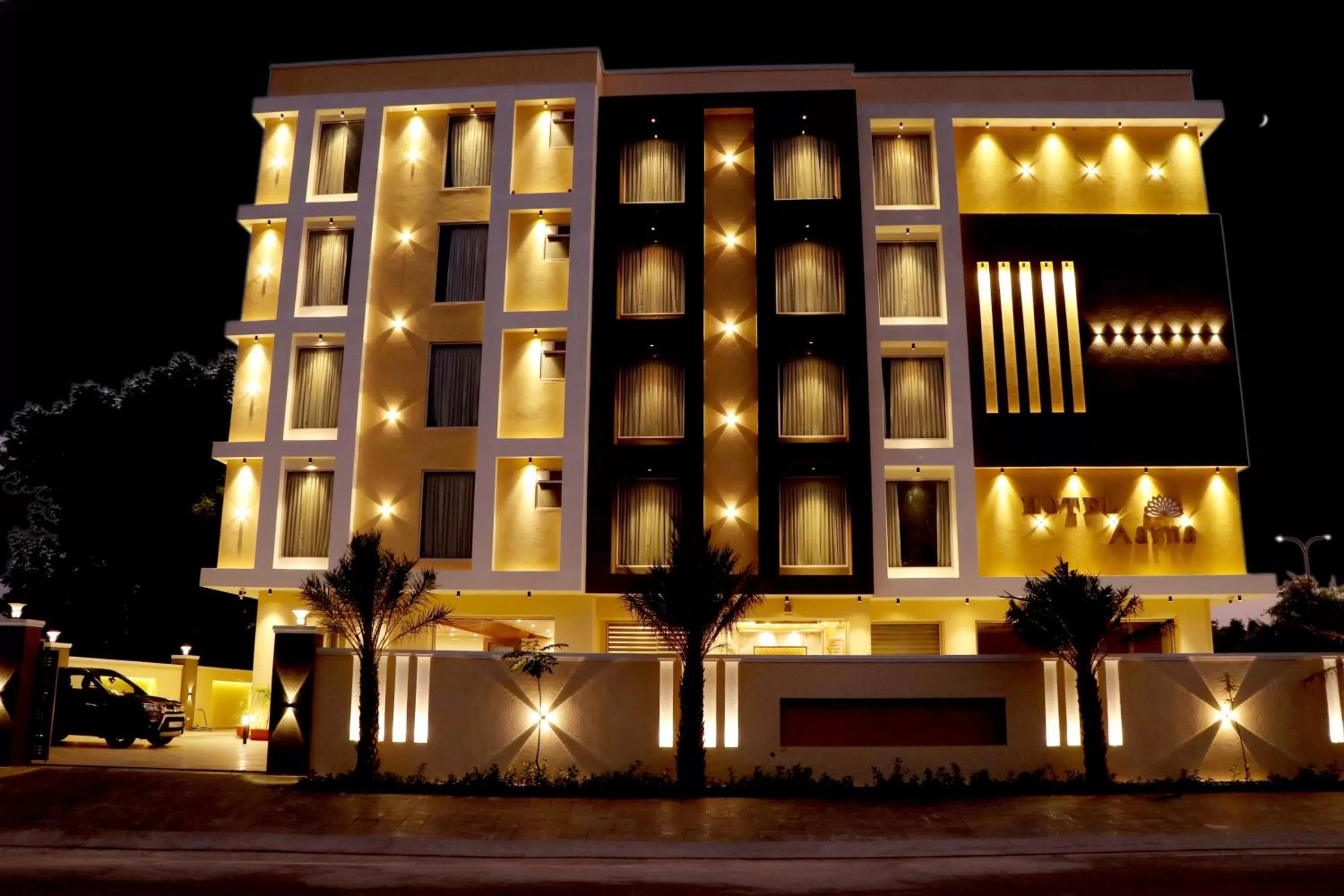 Breakfast in Hotel Aarna