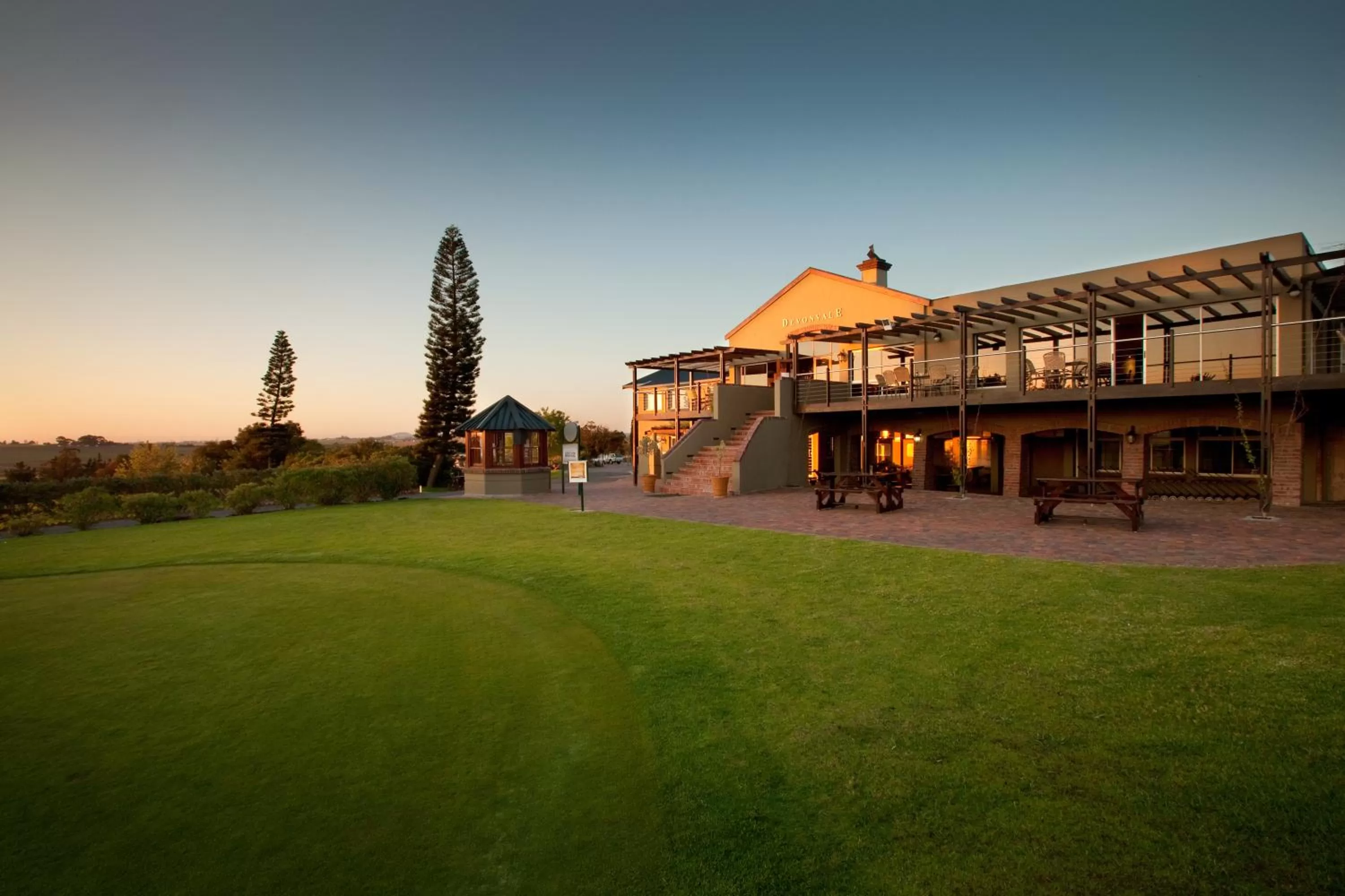 Golfcourse in Devonvale Golf & Wine Estate