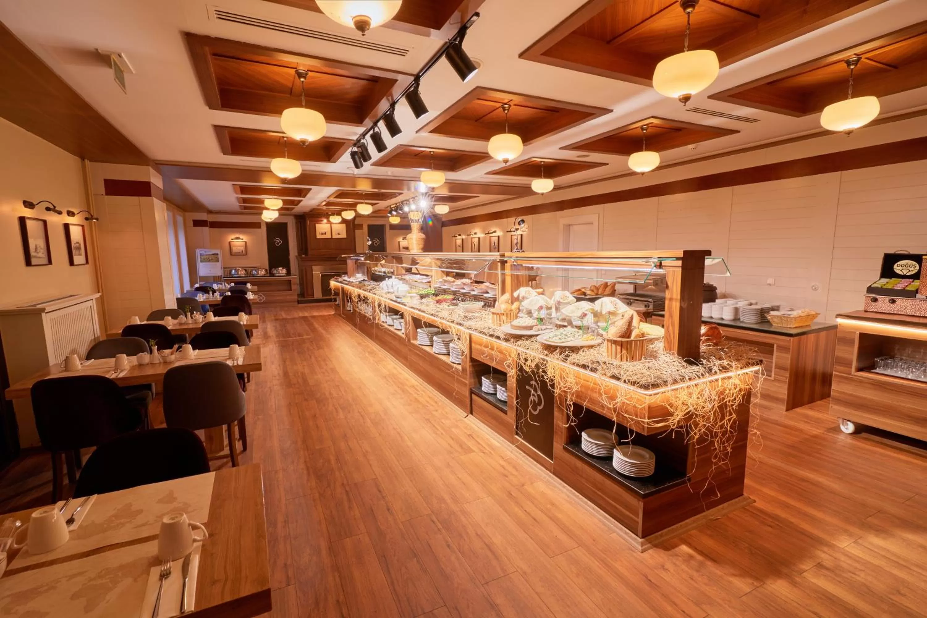 Restaurant/places to eat in Dedeman Palandoken Ski Lodge Hotel
