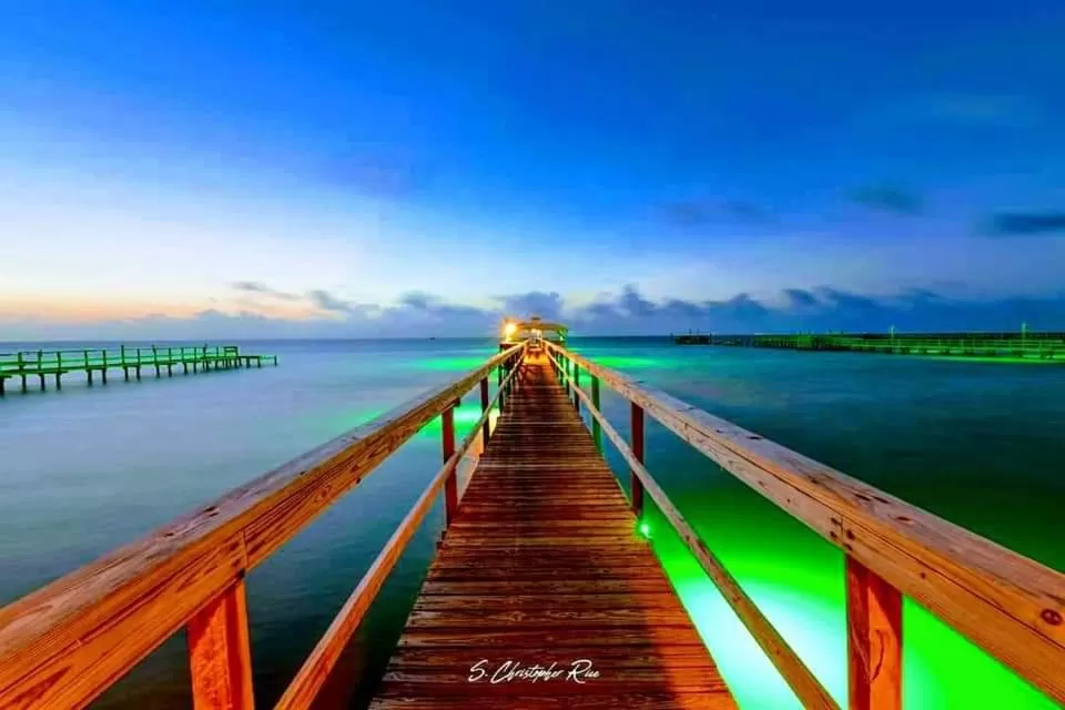 Natural landscape in D&R Pelican Bay Resort