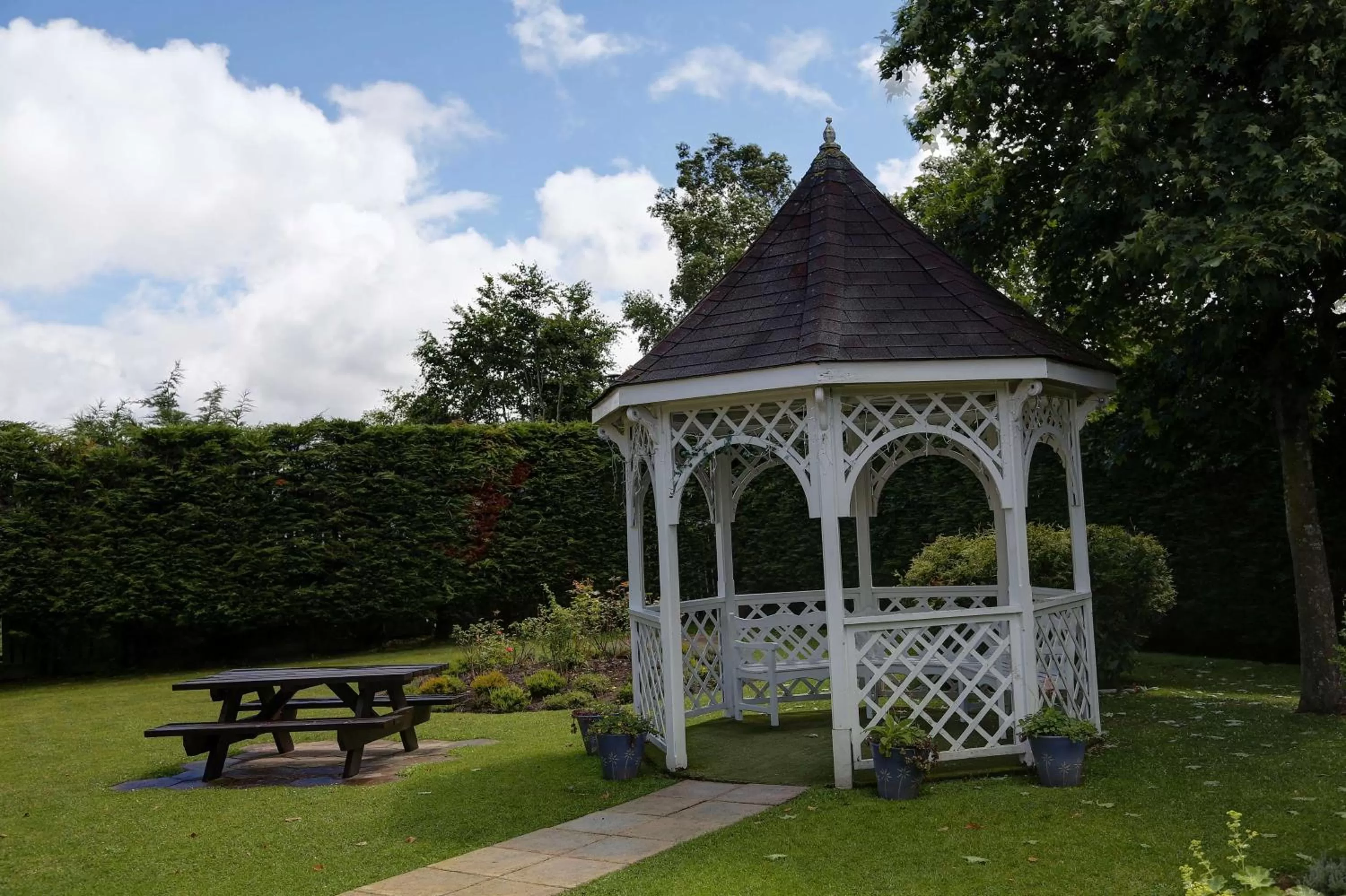 Property building in Best Western The Hilcroft Hotel West Lothian