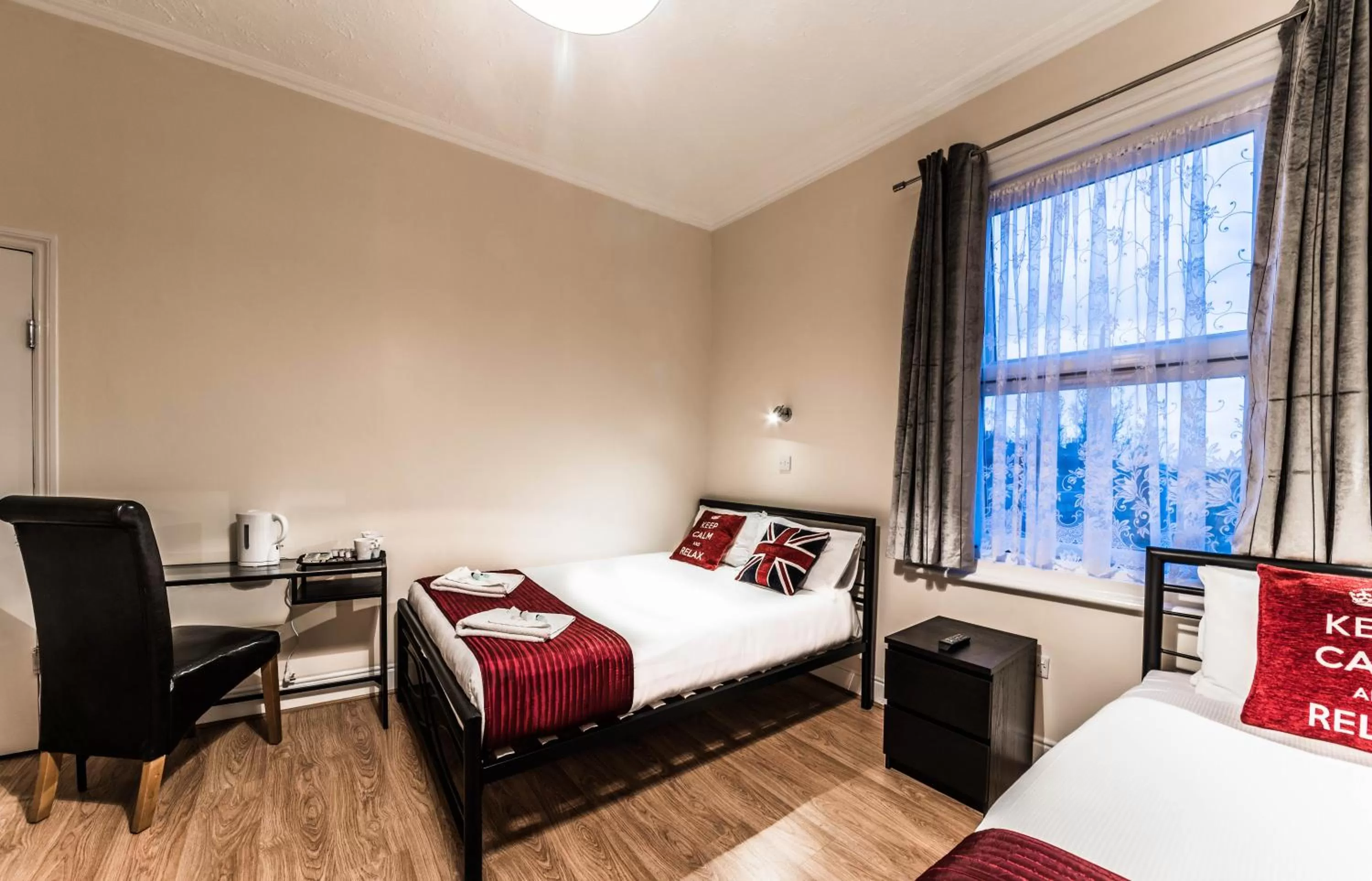 Coffee/tea facilities, Bed in Hellenic Hotel by Saba