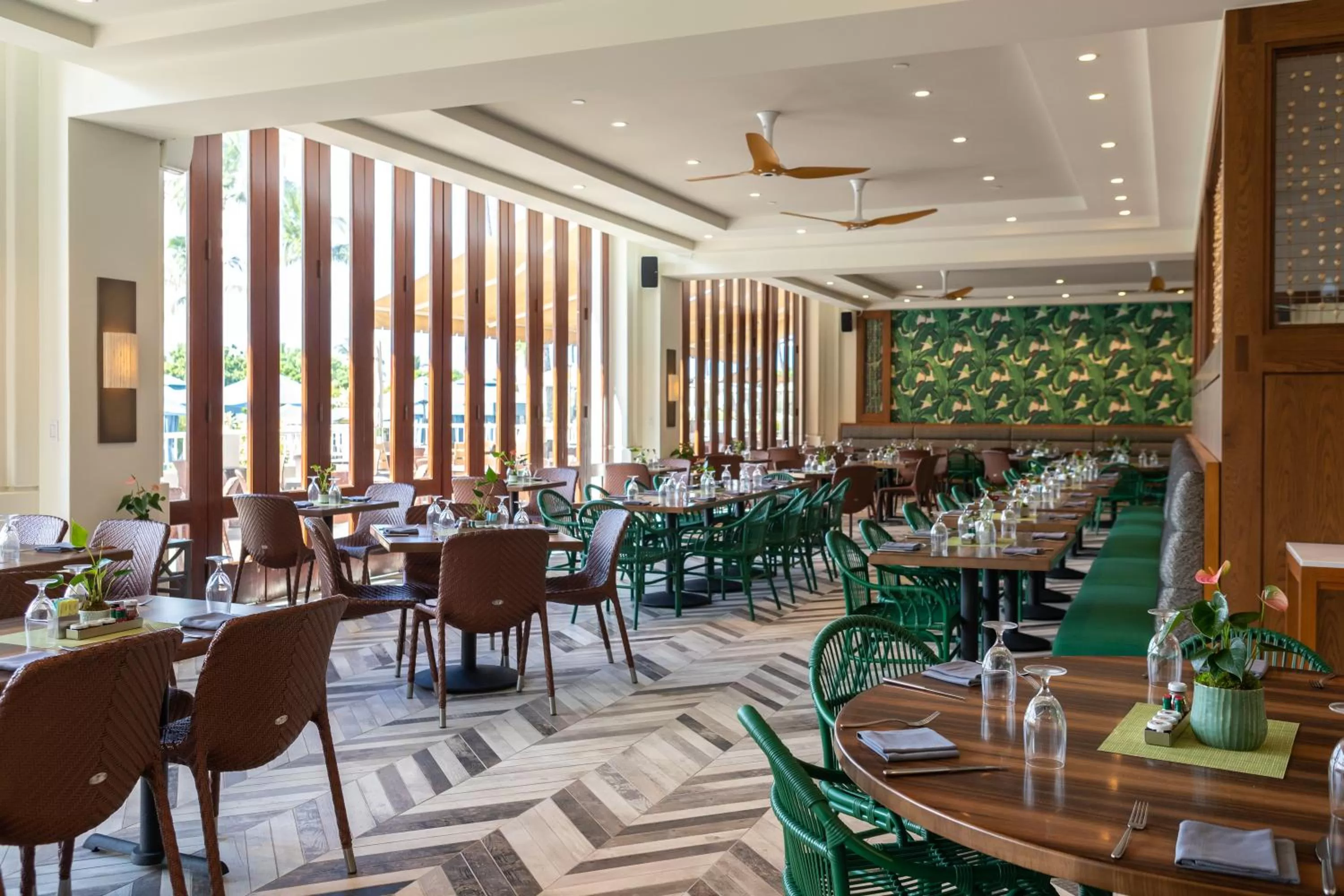 Restaurant/places to eat in Fairmont Kea Lani, Maui