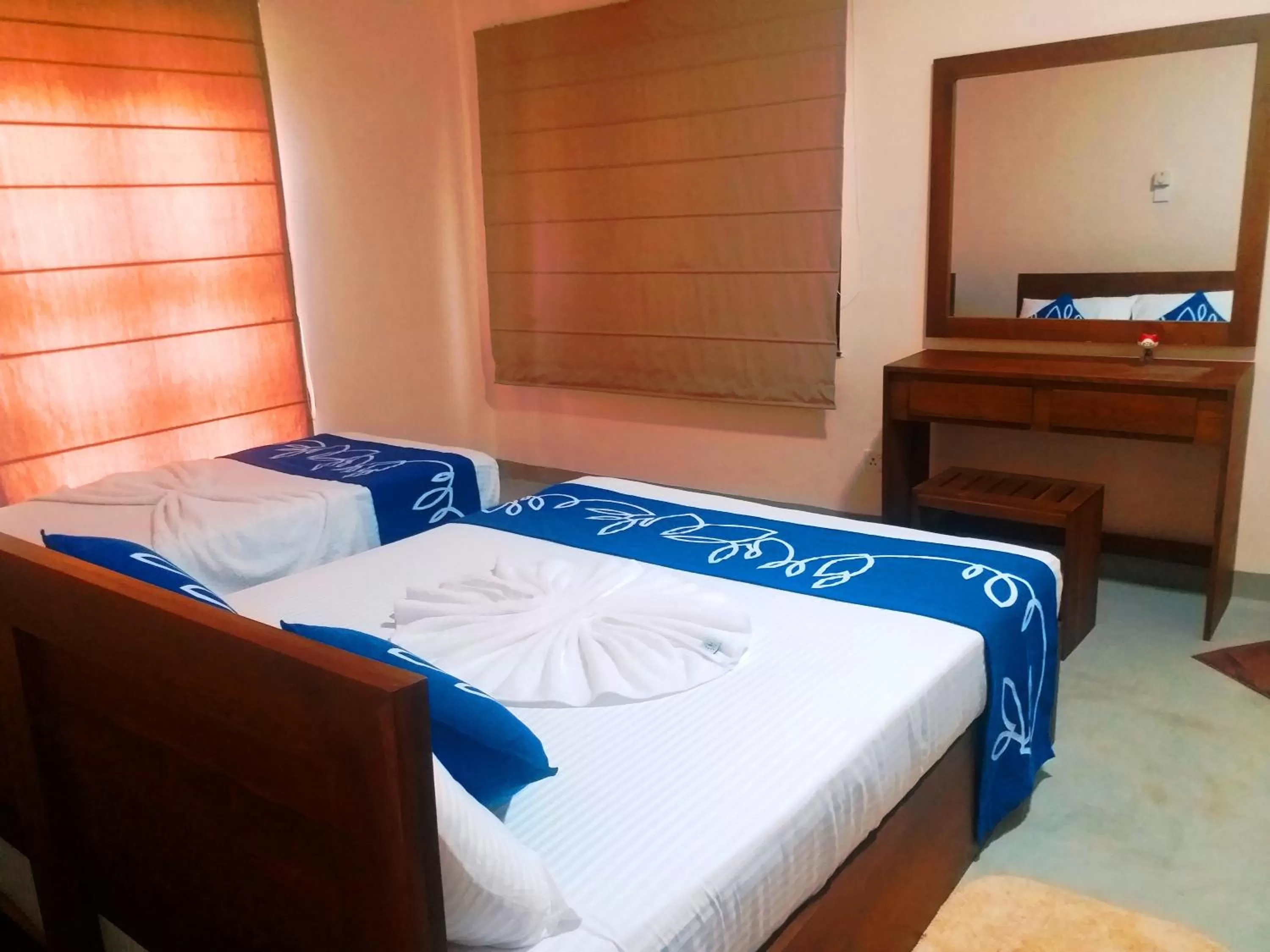 Bedroom, Bed in Honey Tree Polonnaruwa