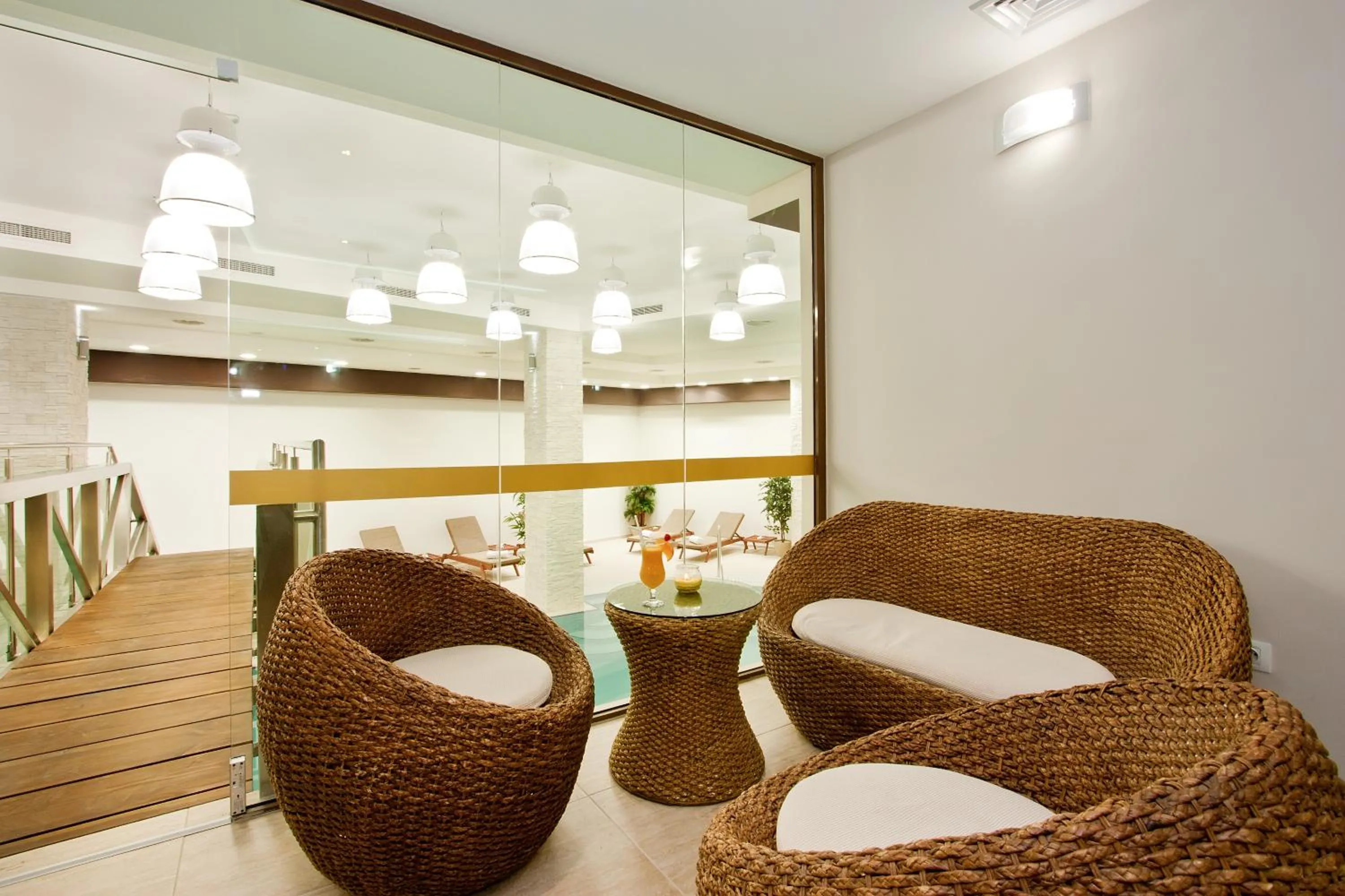 Spa and wellness centre/facilities in Earth & People Hotel & SPA - Free Parking & Swimming Pool