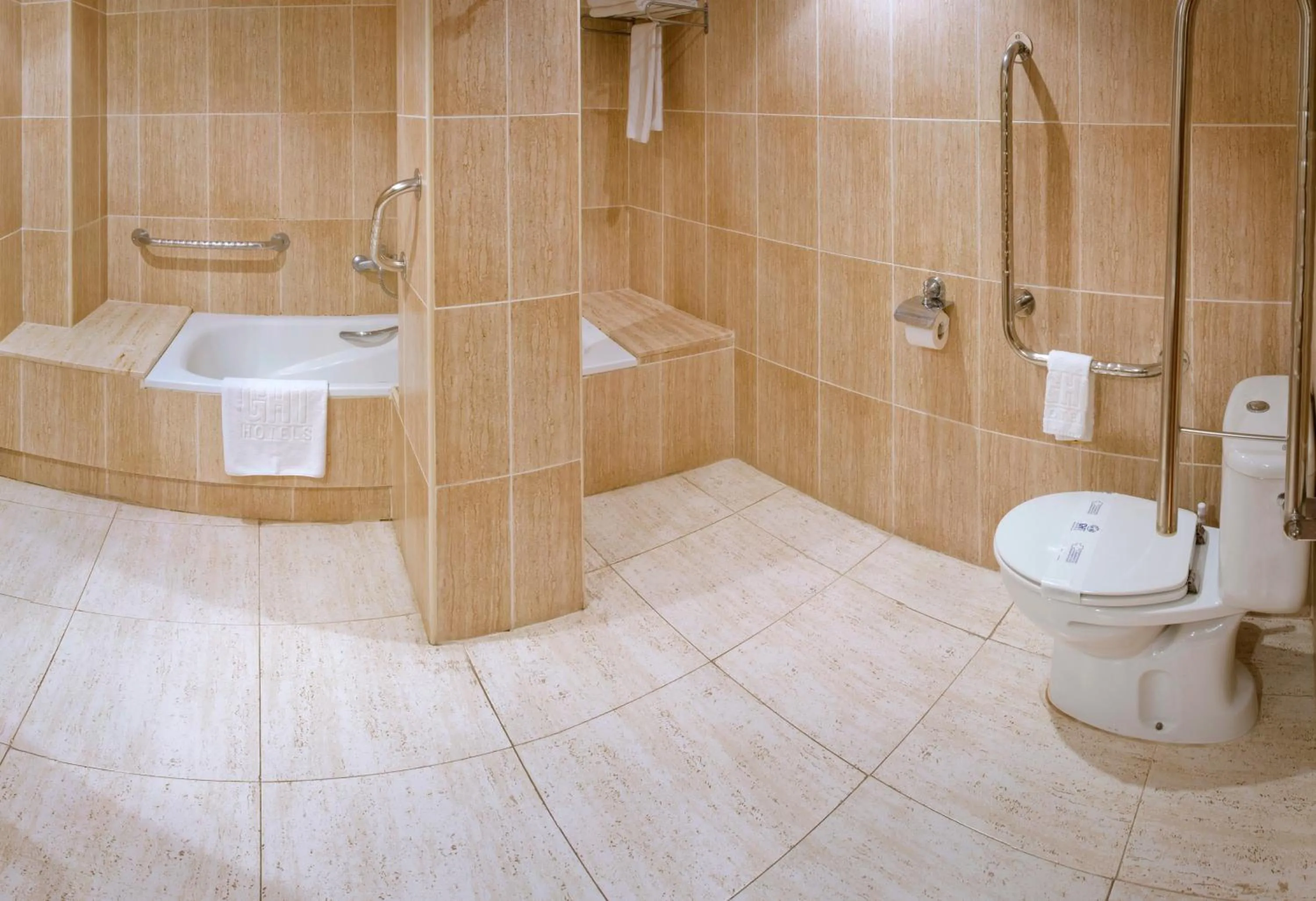 Bathroom in Hotel GHT Neptuno-Tossa & Venus SPA