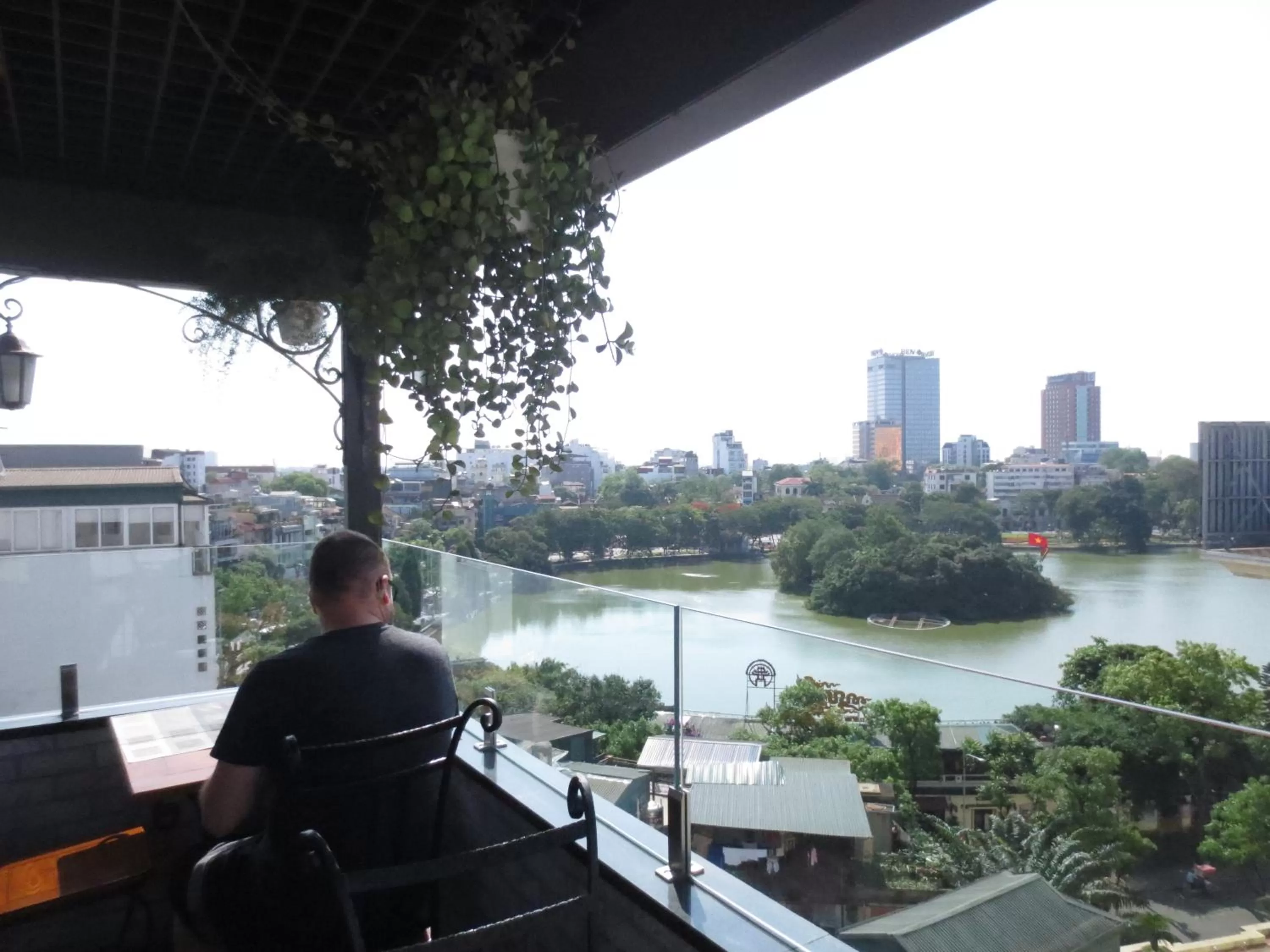 Restaurant/places to eat in Centre Point Hanoi Hotel