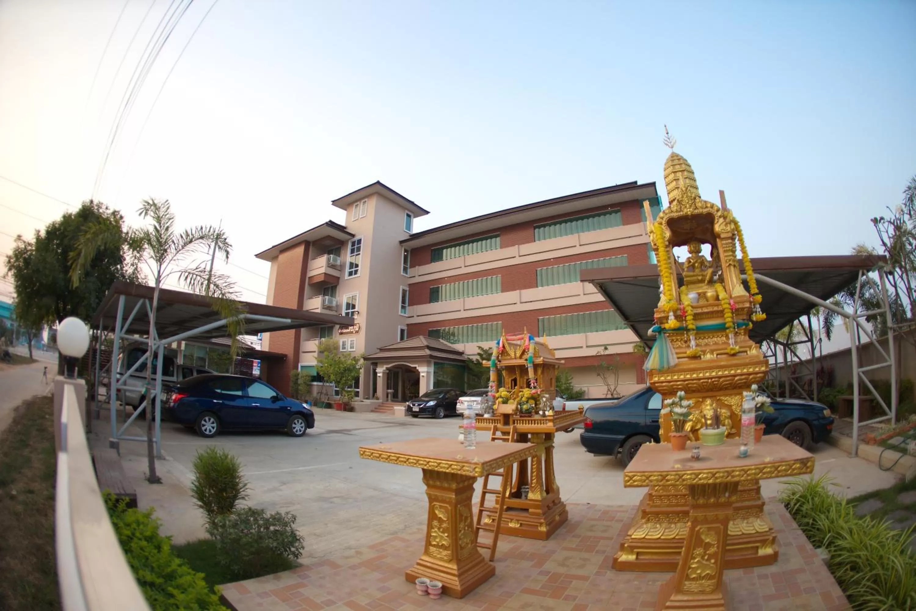 Property Building in Baan Sanpoom