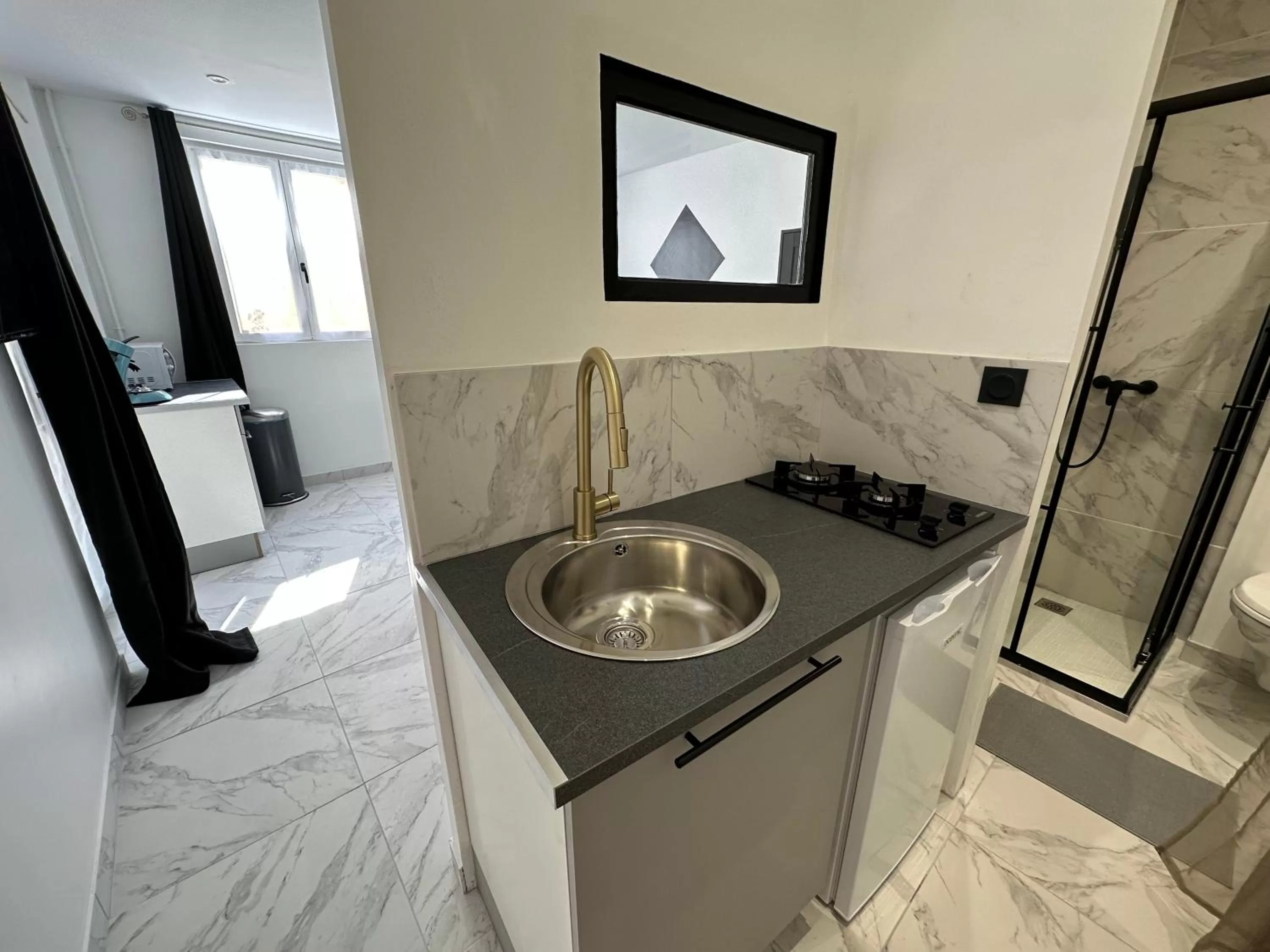 Kitchen or kitchenette, Kitchen/Kitchenette in La maison de Giulia Menton