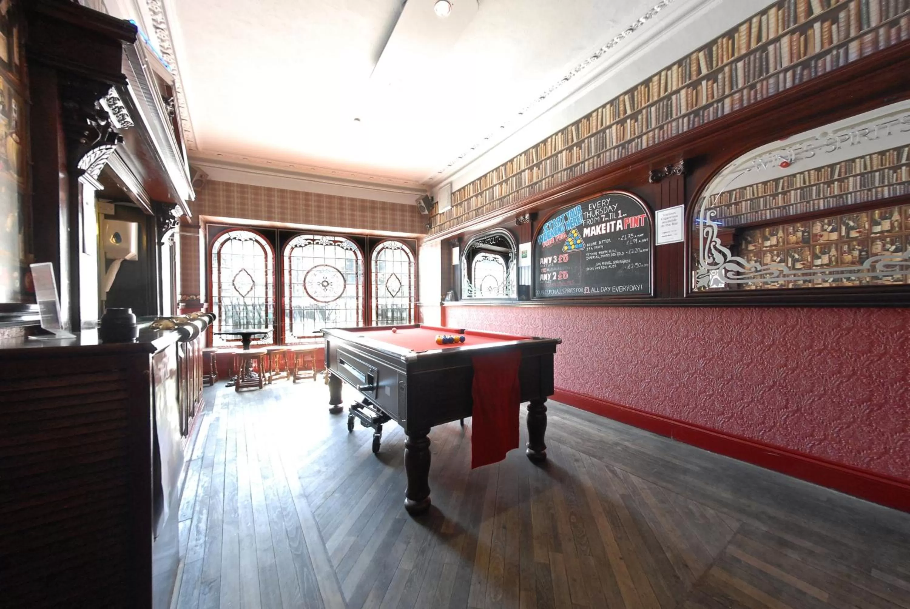 Billiard in The George Hotel