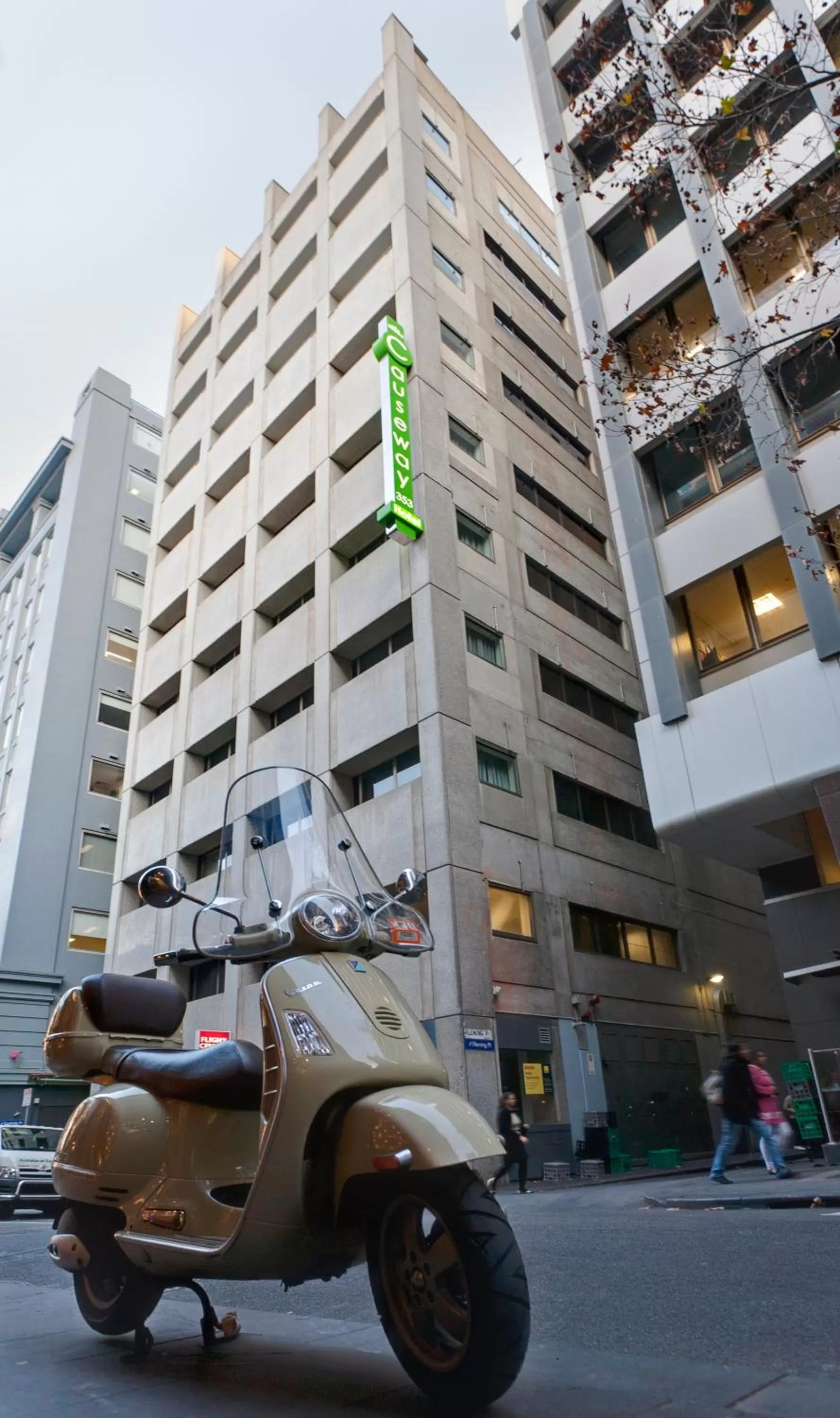 Facade/entrance in Causeway 353 Hotel