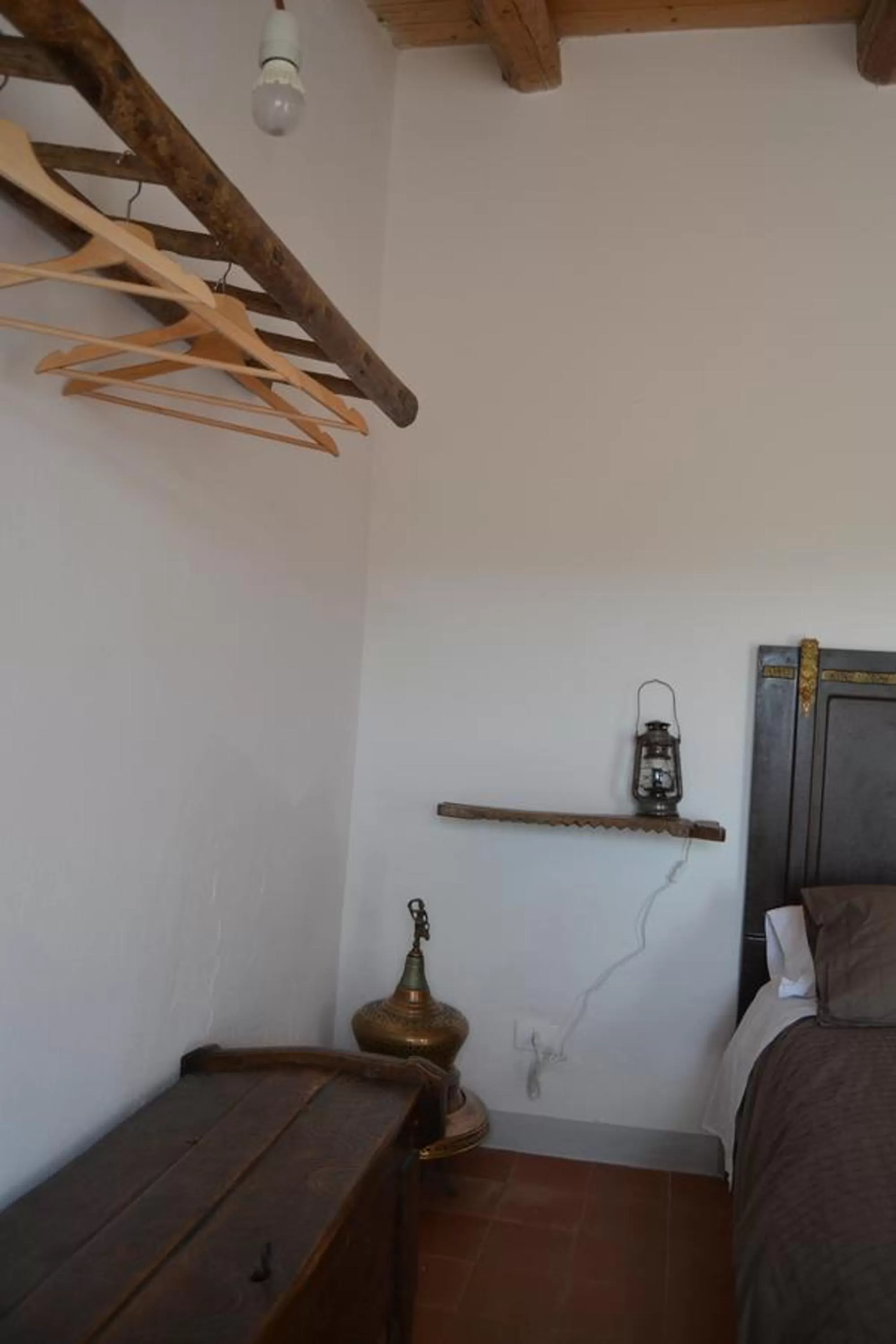 Decorative detail, Bed in Corte dei Venti