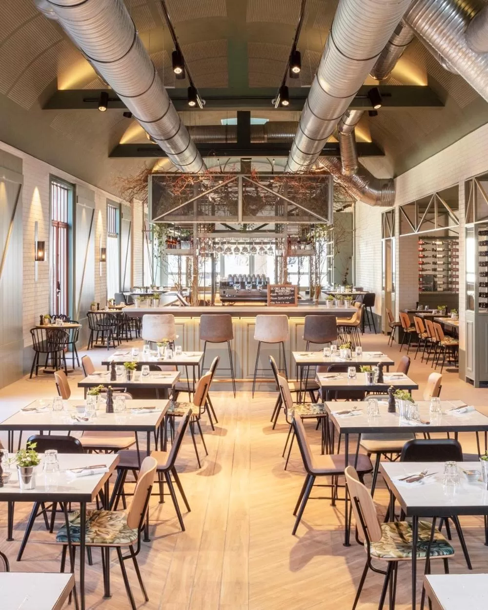 Restaurant/places to eat in Le Grand Pavillon Chantilly