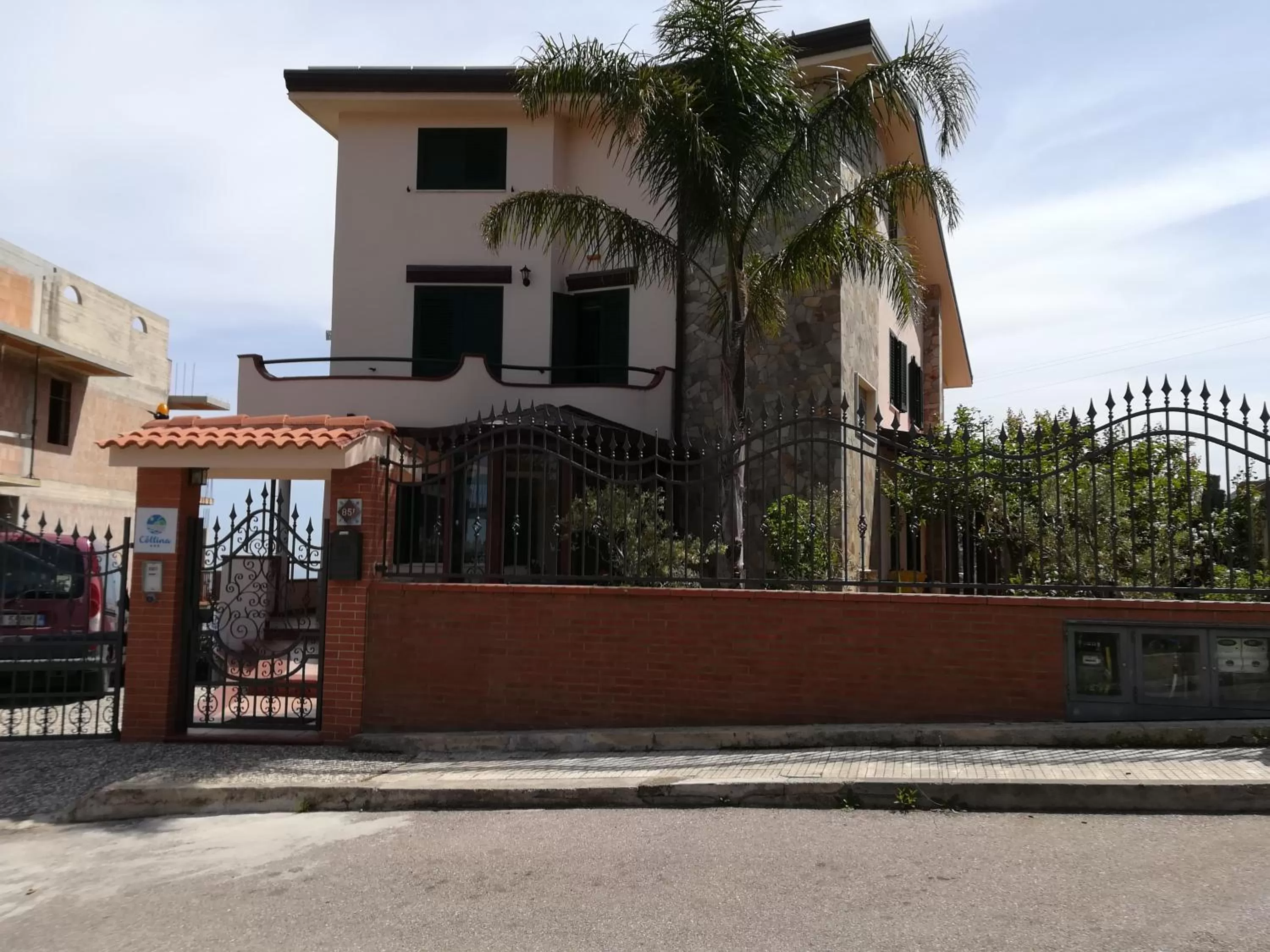 Property building in La Collina Capo d'Orlando