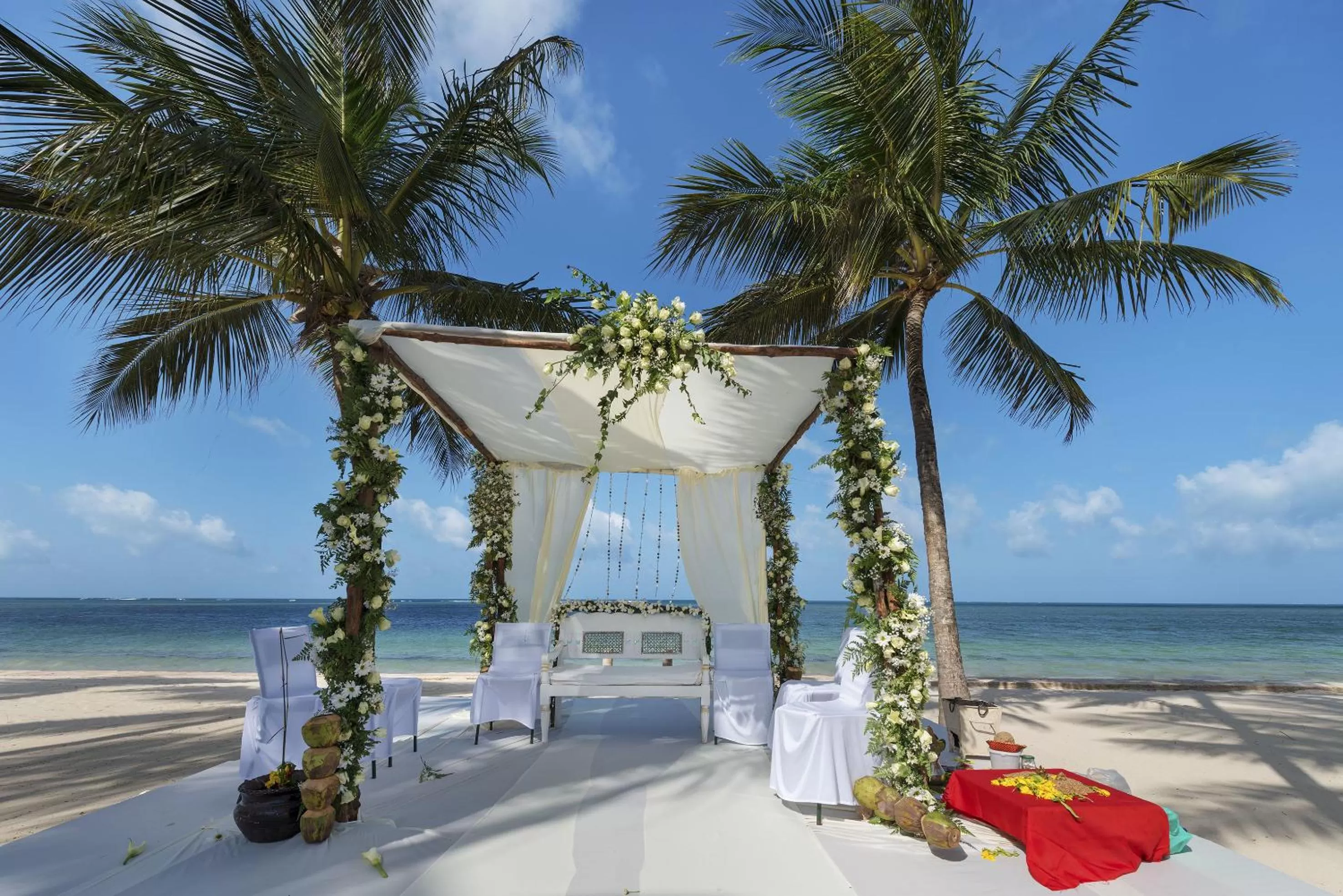 Beach in Sandies Tropical Village