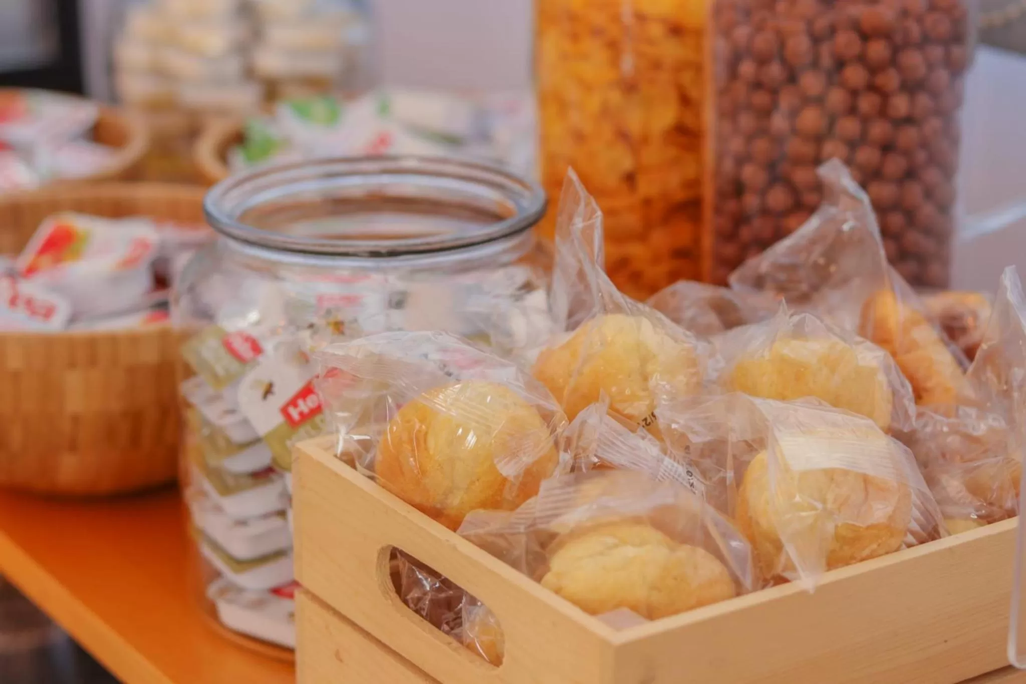Continental breakfast in La City Estación