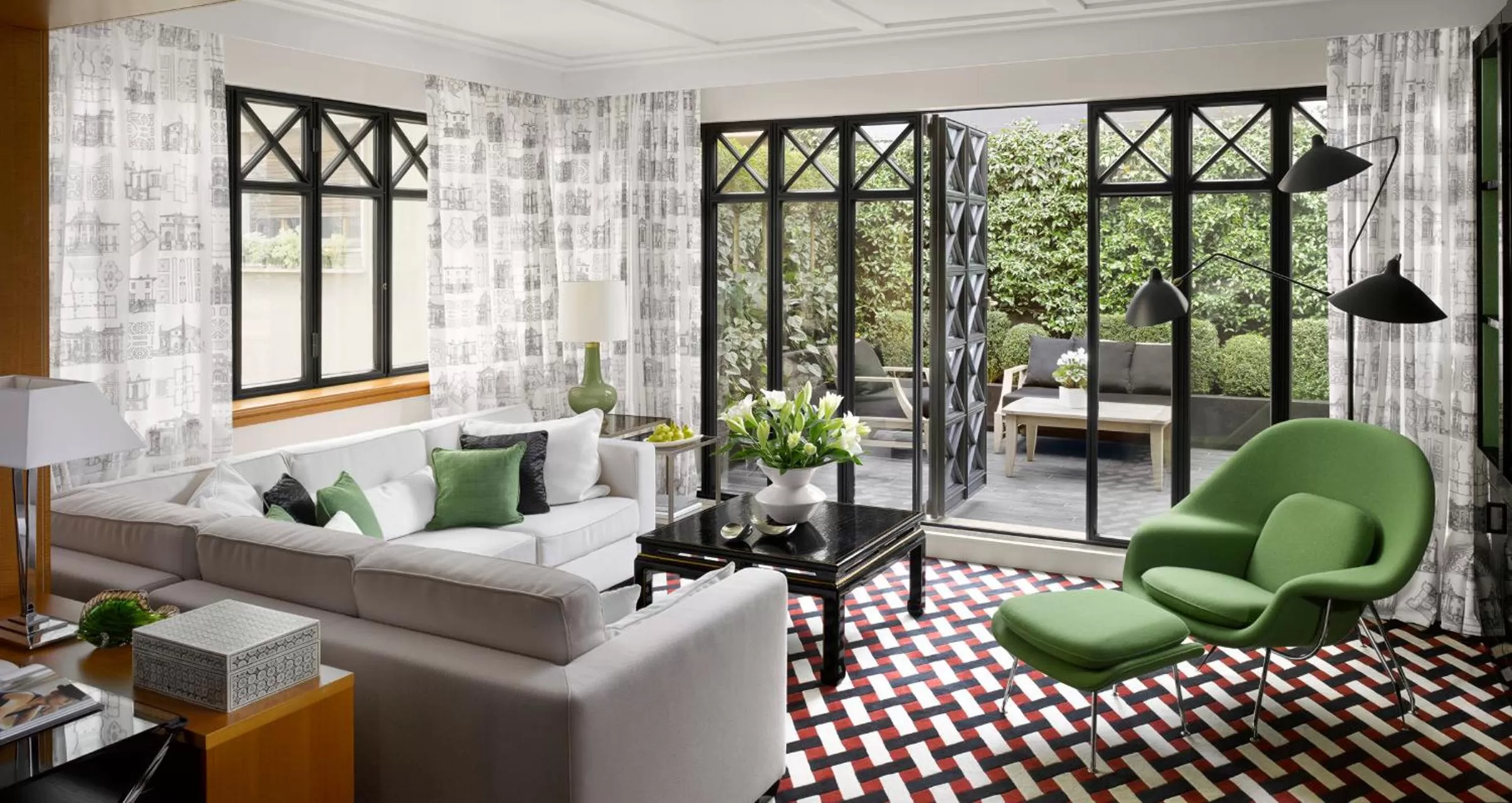 Balcony/Terrace in Four Seasons Hotel Milano