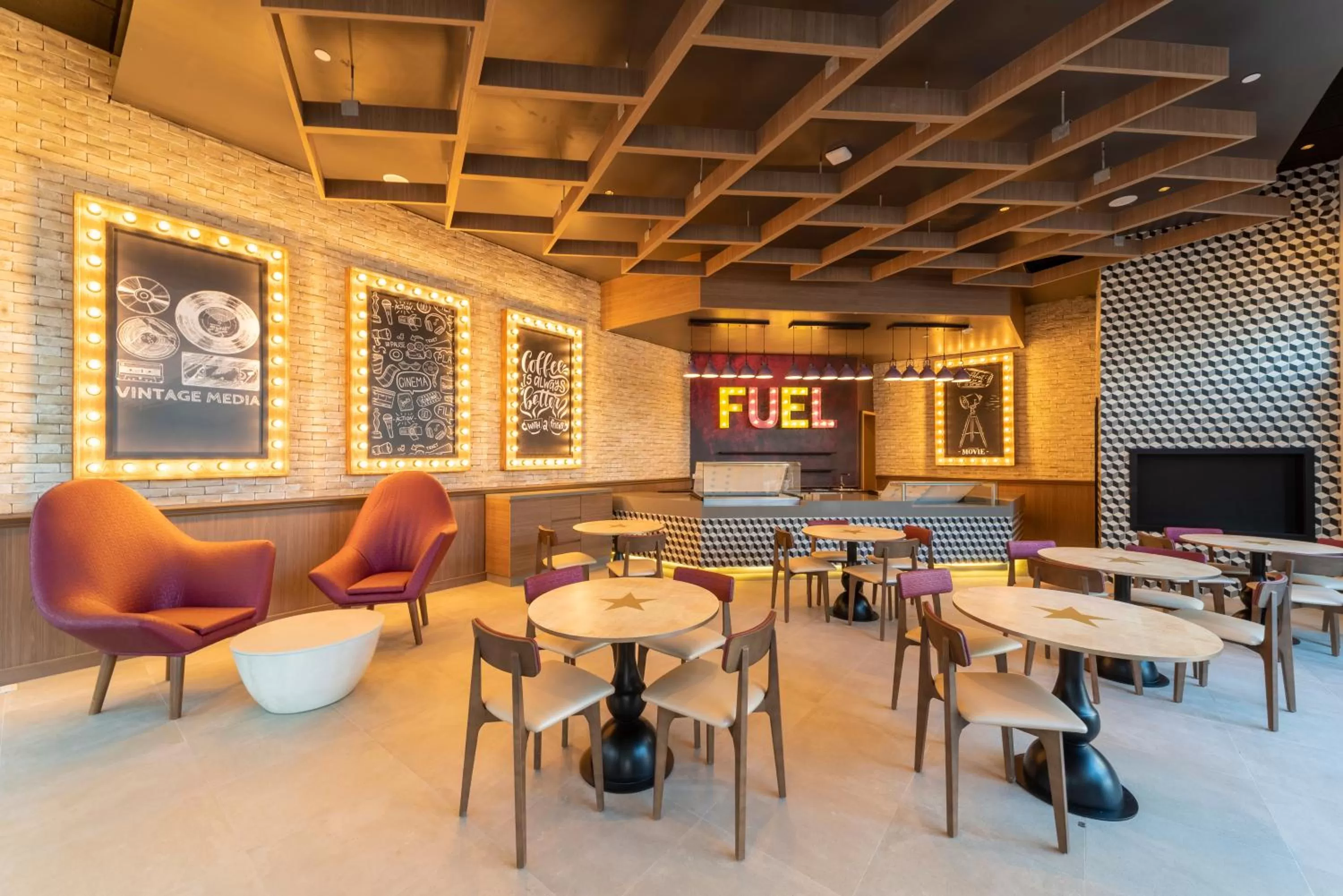 Restaurant/places to eat in Planet Hollywood Cancun by Royalton, An Autograph Collection All-Inclusive Resort