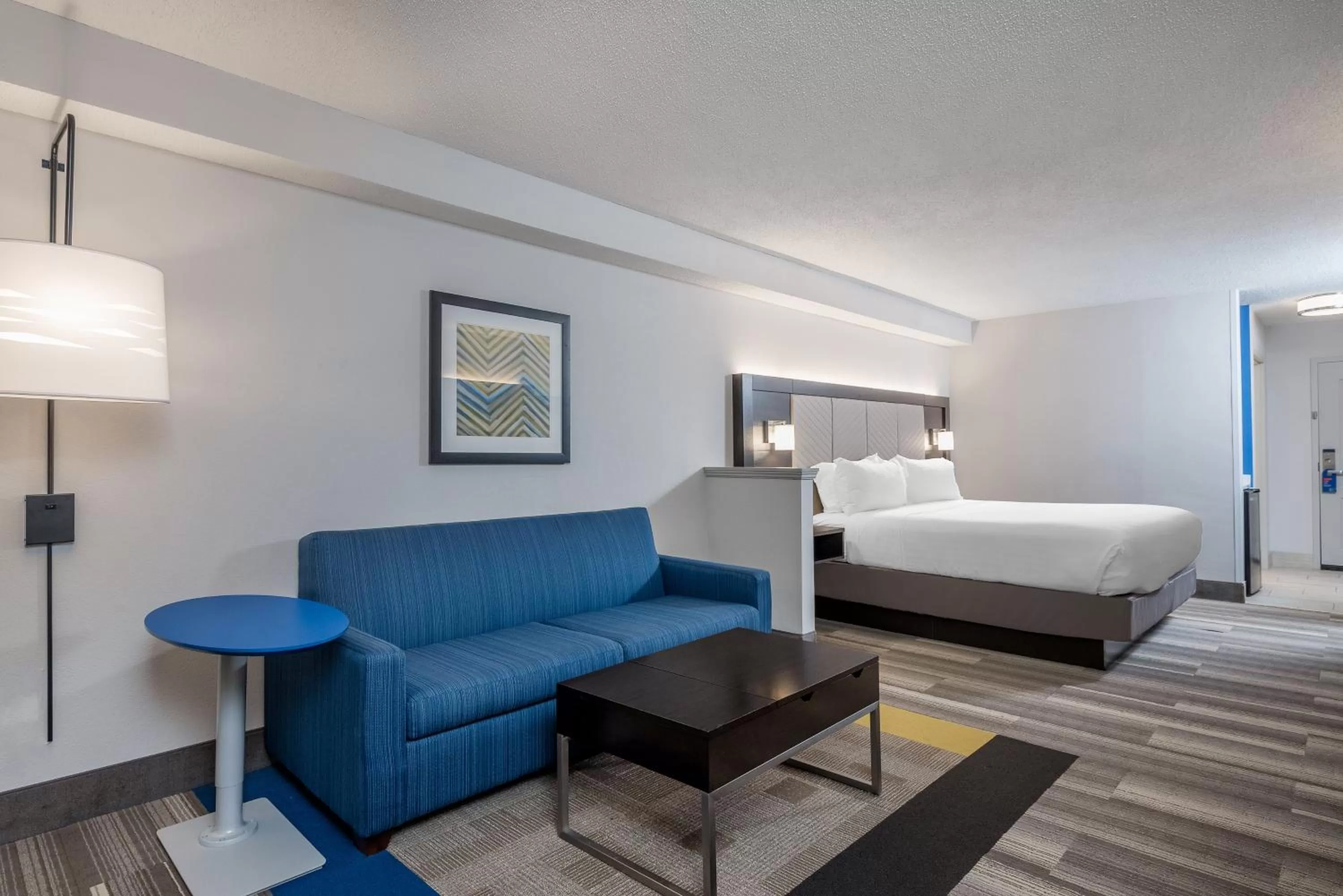 Photo of the whole room, Bed in Holiday Inn Express & Suites Florence I-95 & I-20 Civic Ctr by IHG