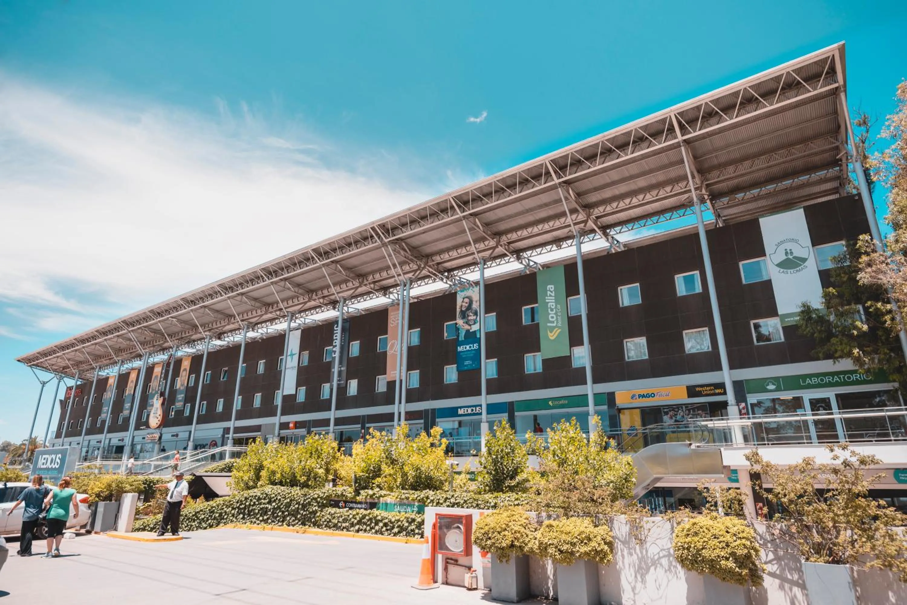 Property building in ibis Pilar