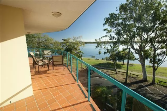 Balcony/Terrace in The Esplanade Riverview Holiday Apartments
