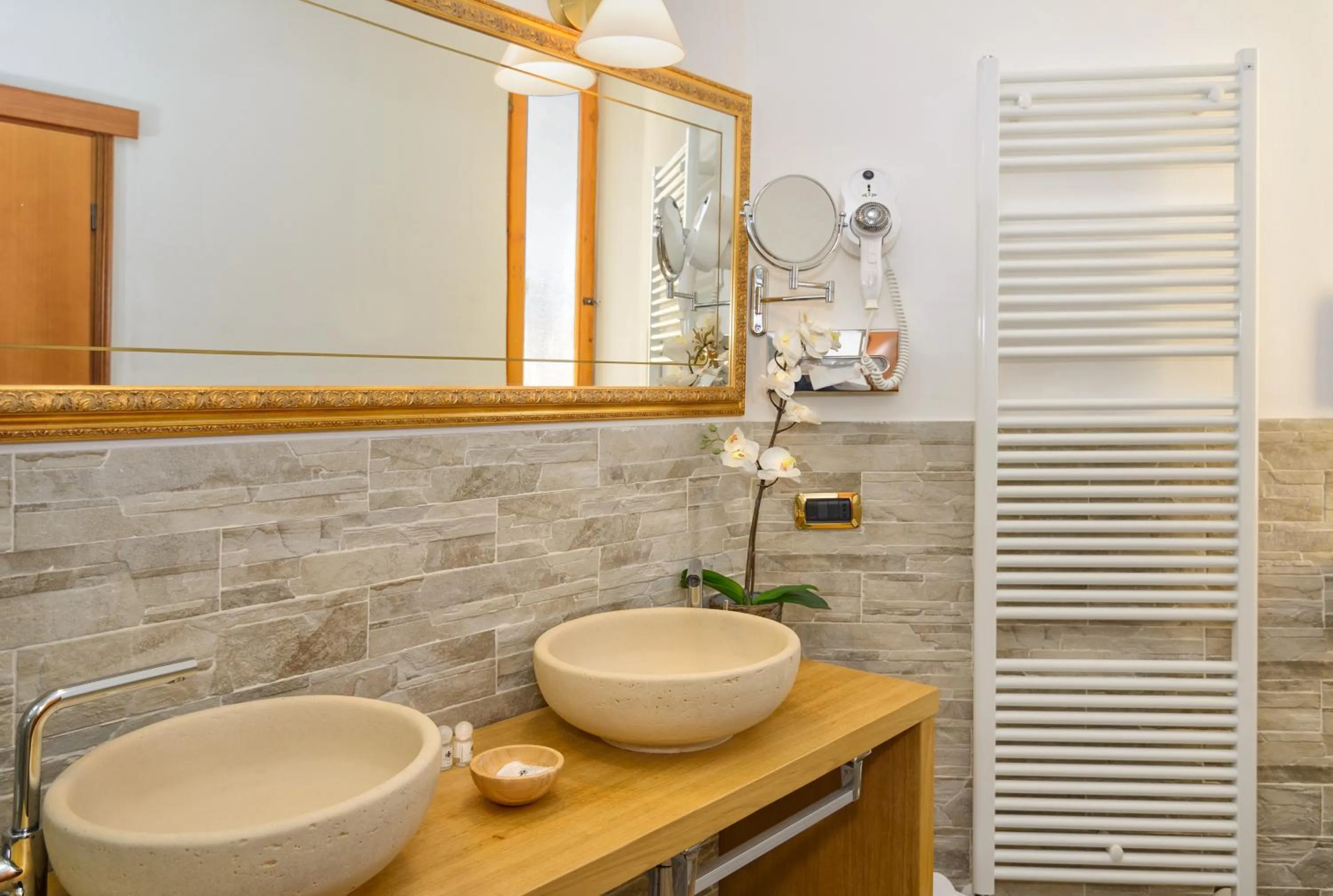 Bathroom in Hotel Maria