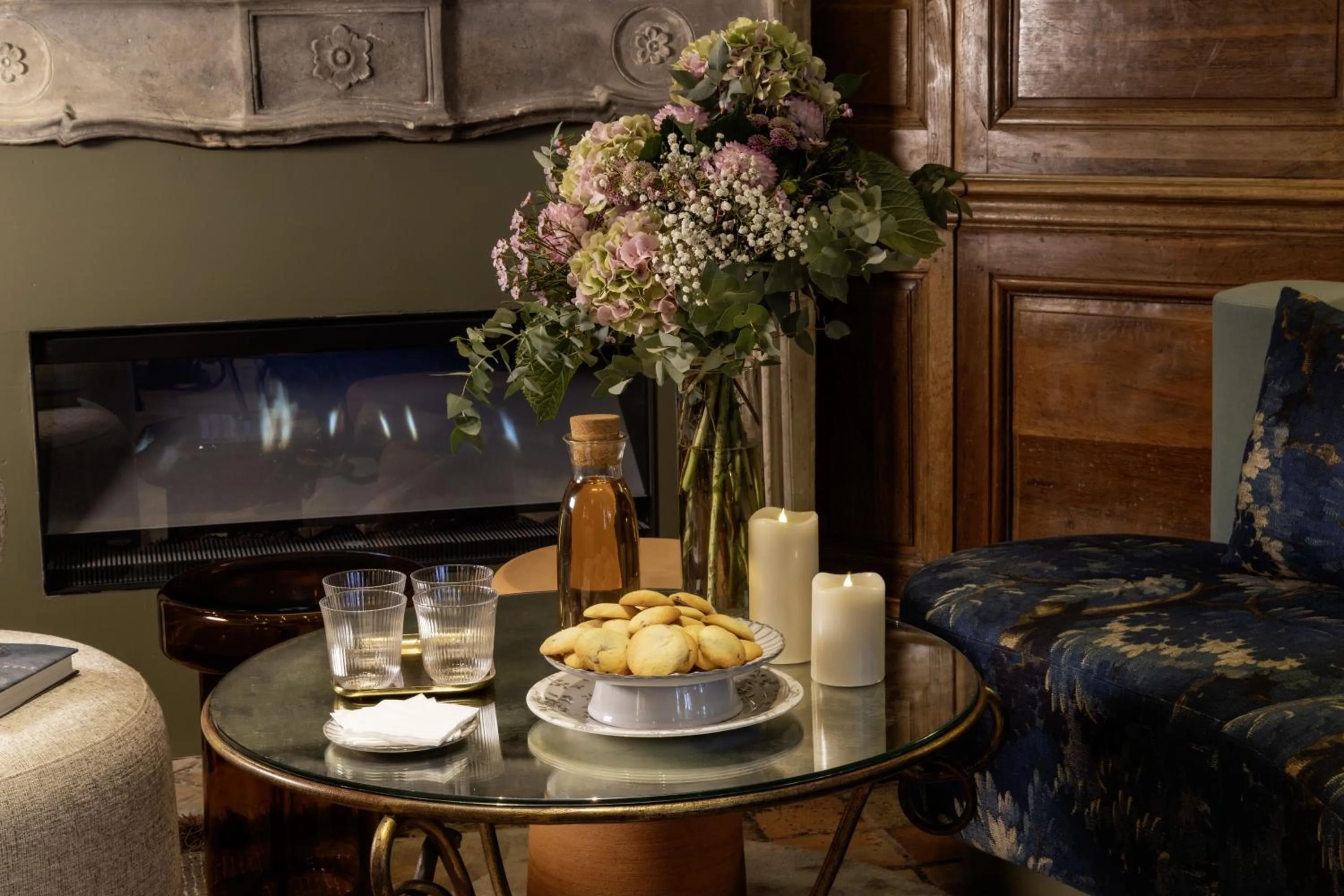 Living room in Hotel L de Lutece - Notre-Dame
