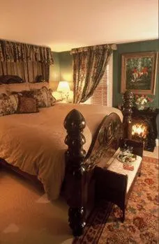 Bed in Wynstone Inn