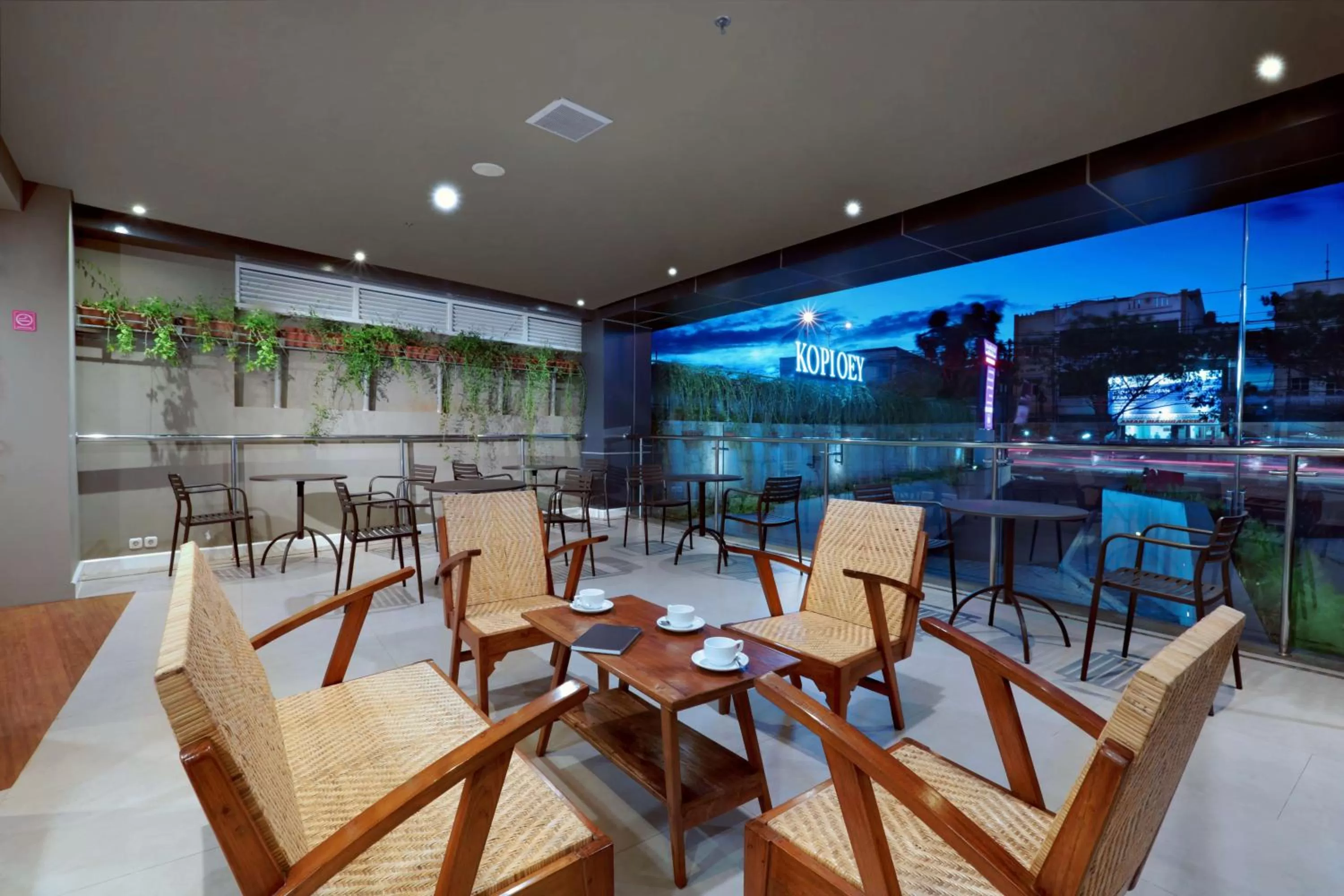 Lounge or bar in favehotel Margonda