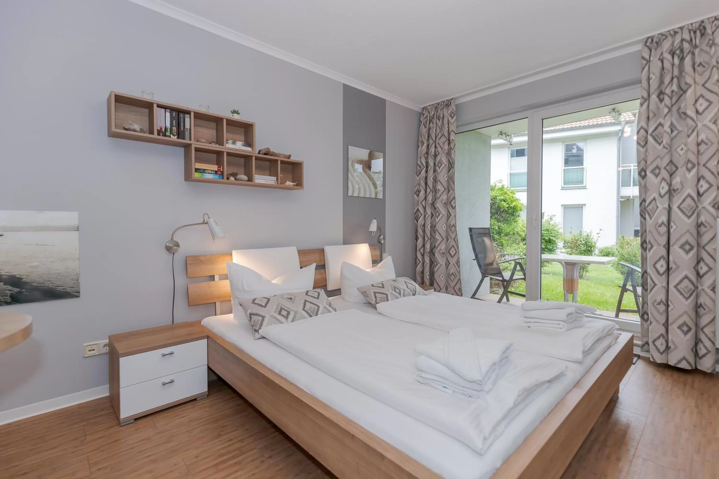 Bed in Yachthafenresidenz