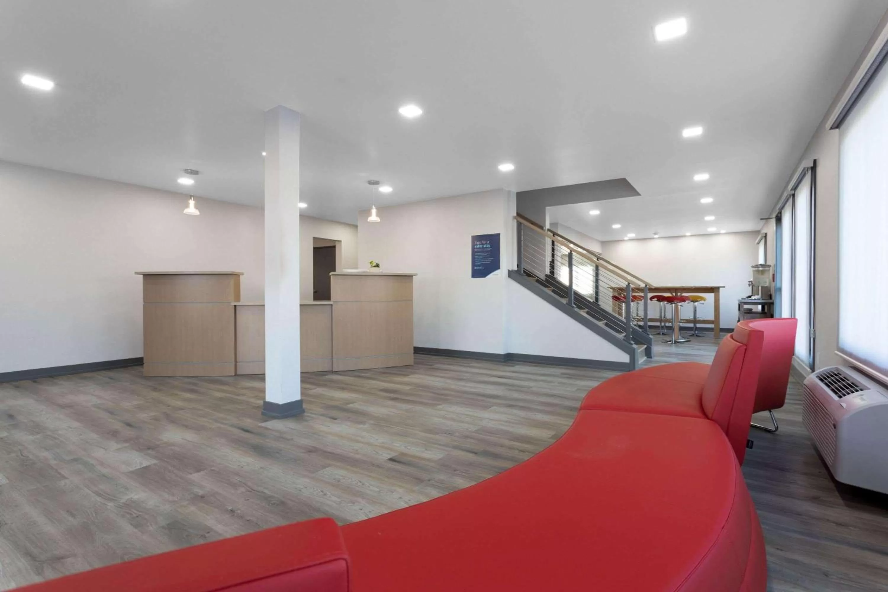 Lobby or reception in Travelodge by Wyndham Elkhart