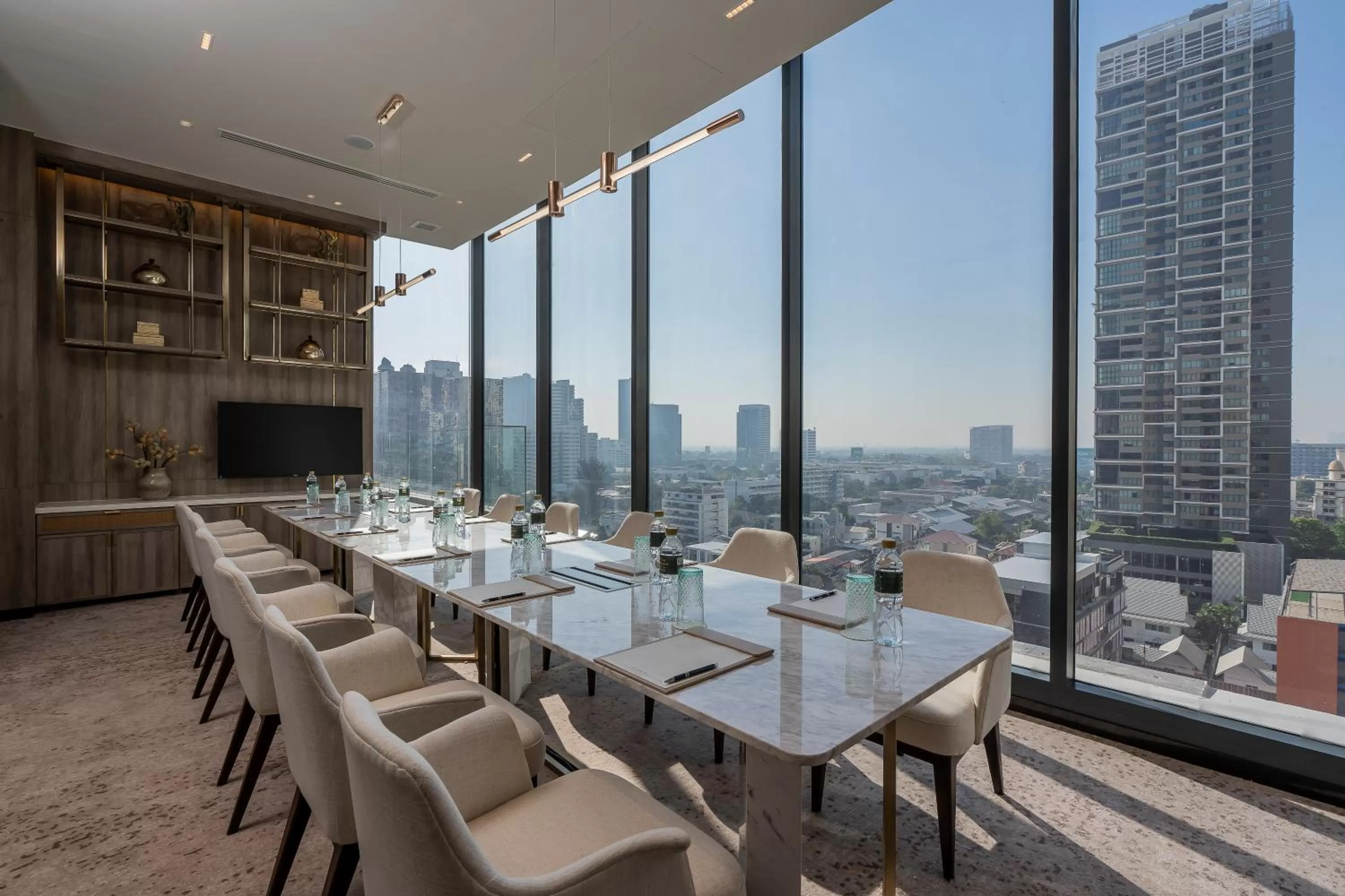 Meeting/conference room in Staybridge Suites Bangkok Sukhumvit by IHG