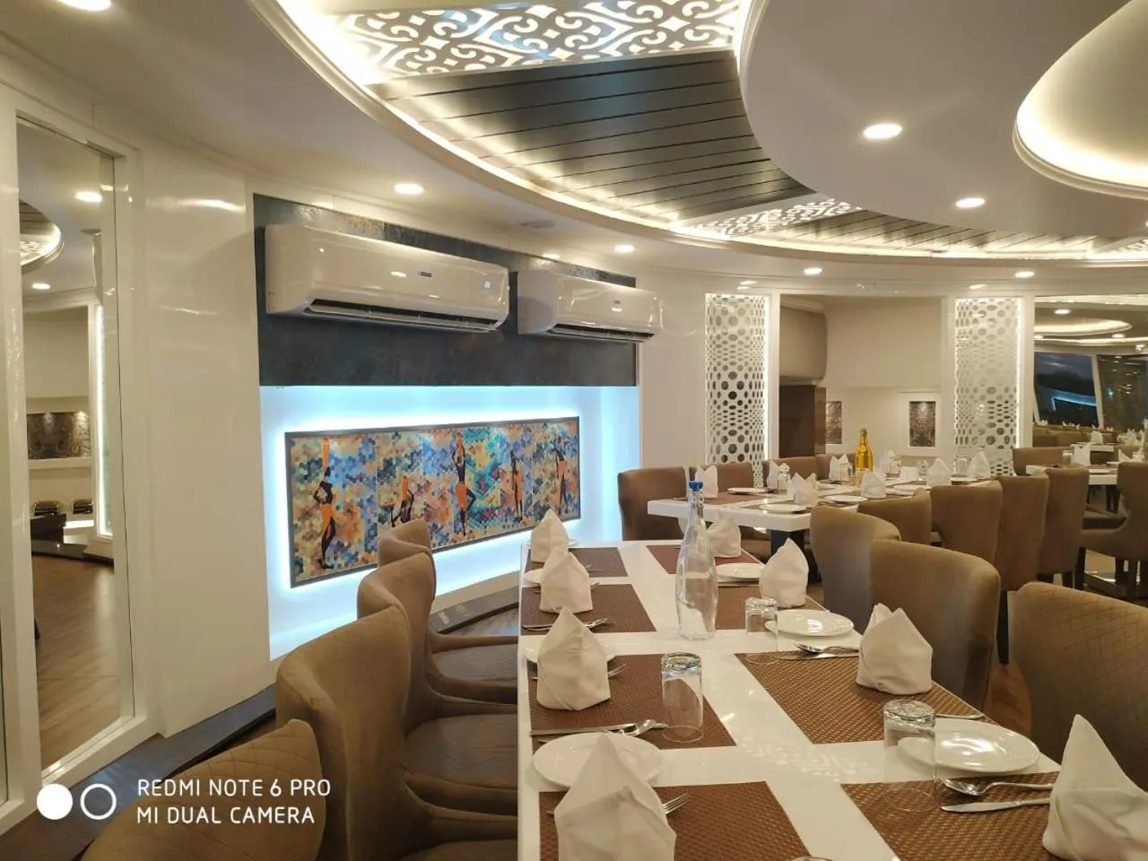 Restaurant/places to eat in Hotel Pushp Villa Agra Taj East Gate