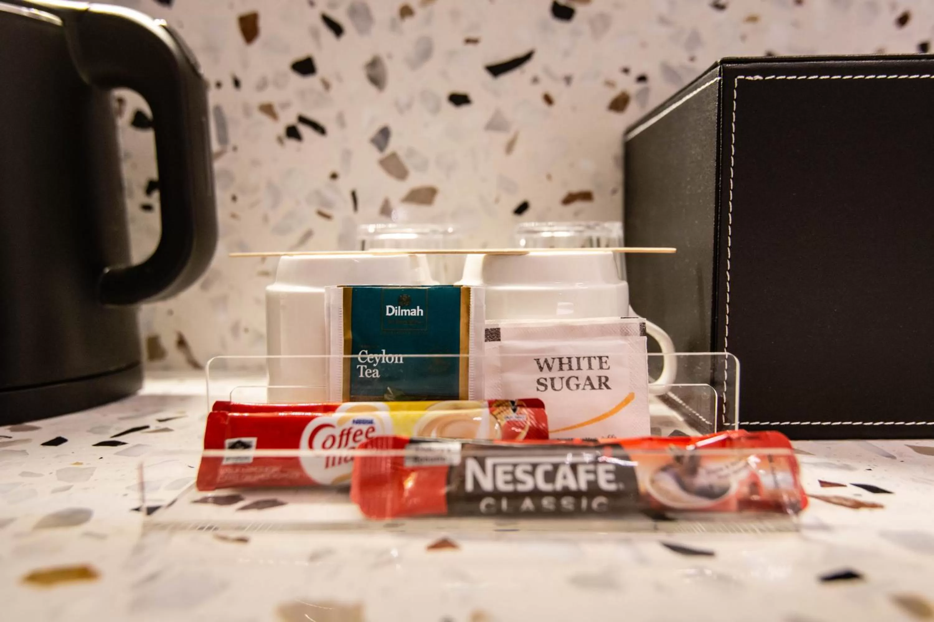 Coffee/tea facilities in Mercure Singapore Tyrwhitt