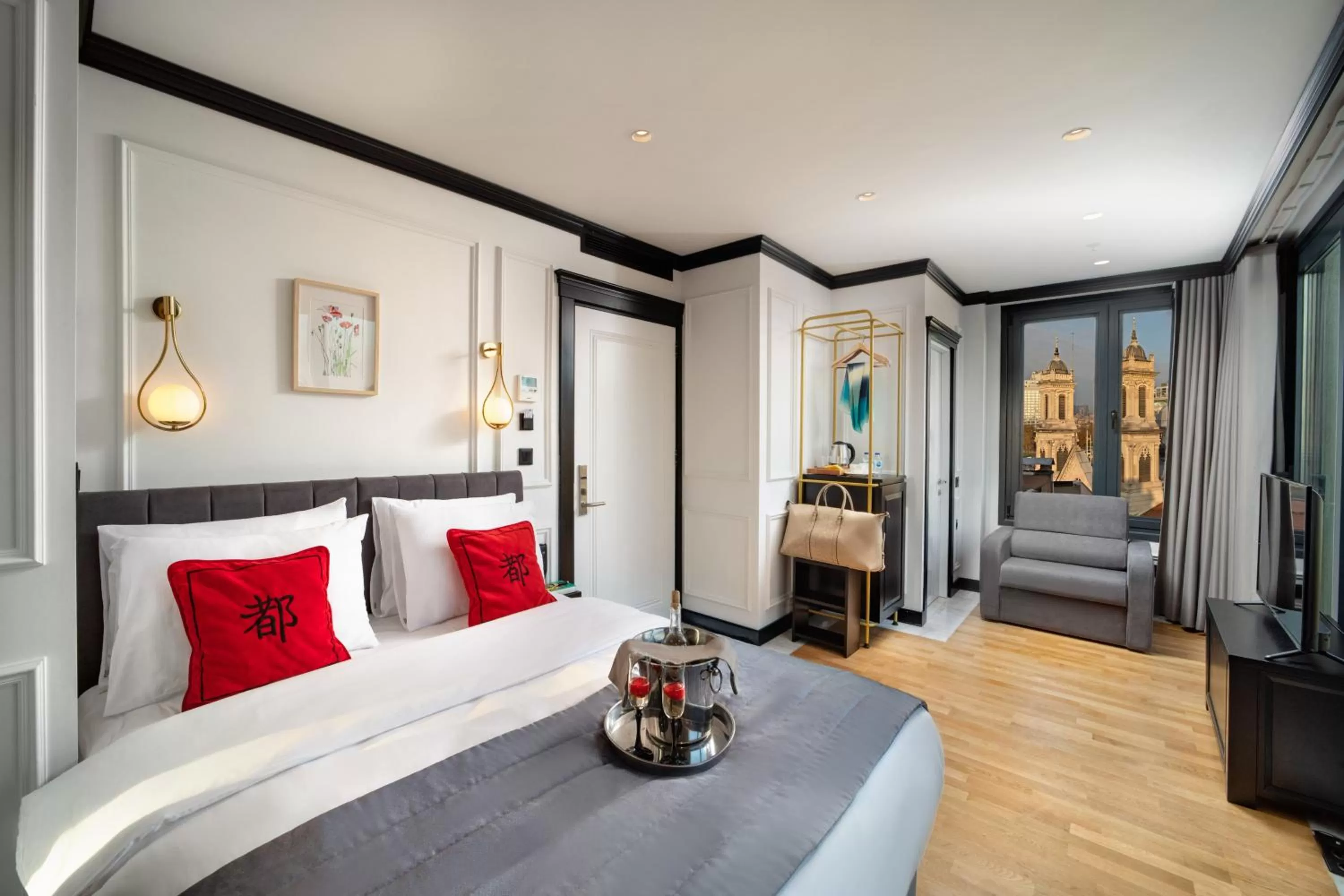 View (from property/room), Bed in The Trinity Hotel Taksim - Special Category