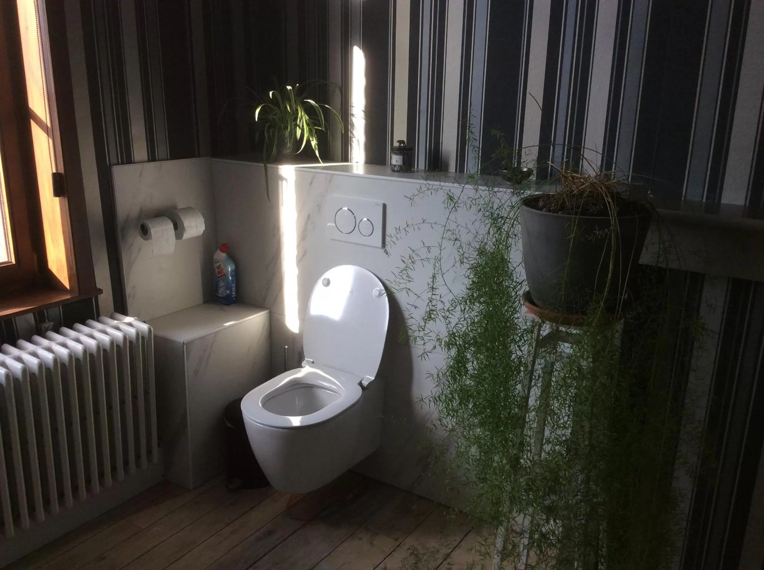 Toilet in Beaux Temps b&b