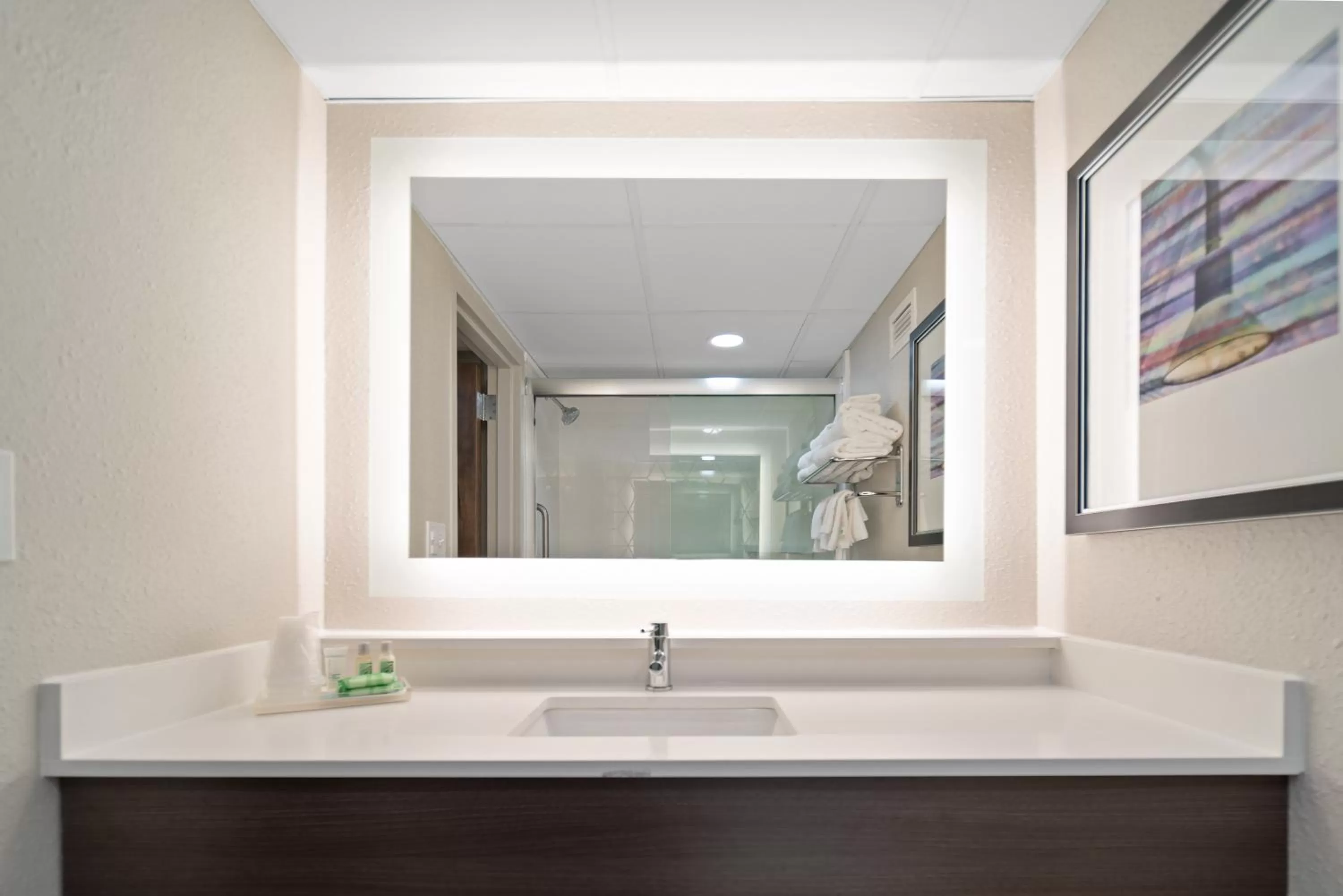 Photo of the whole room in Holiday Inn Kearney by IHG