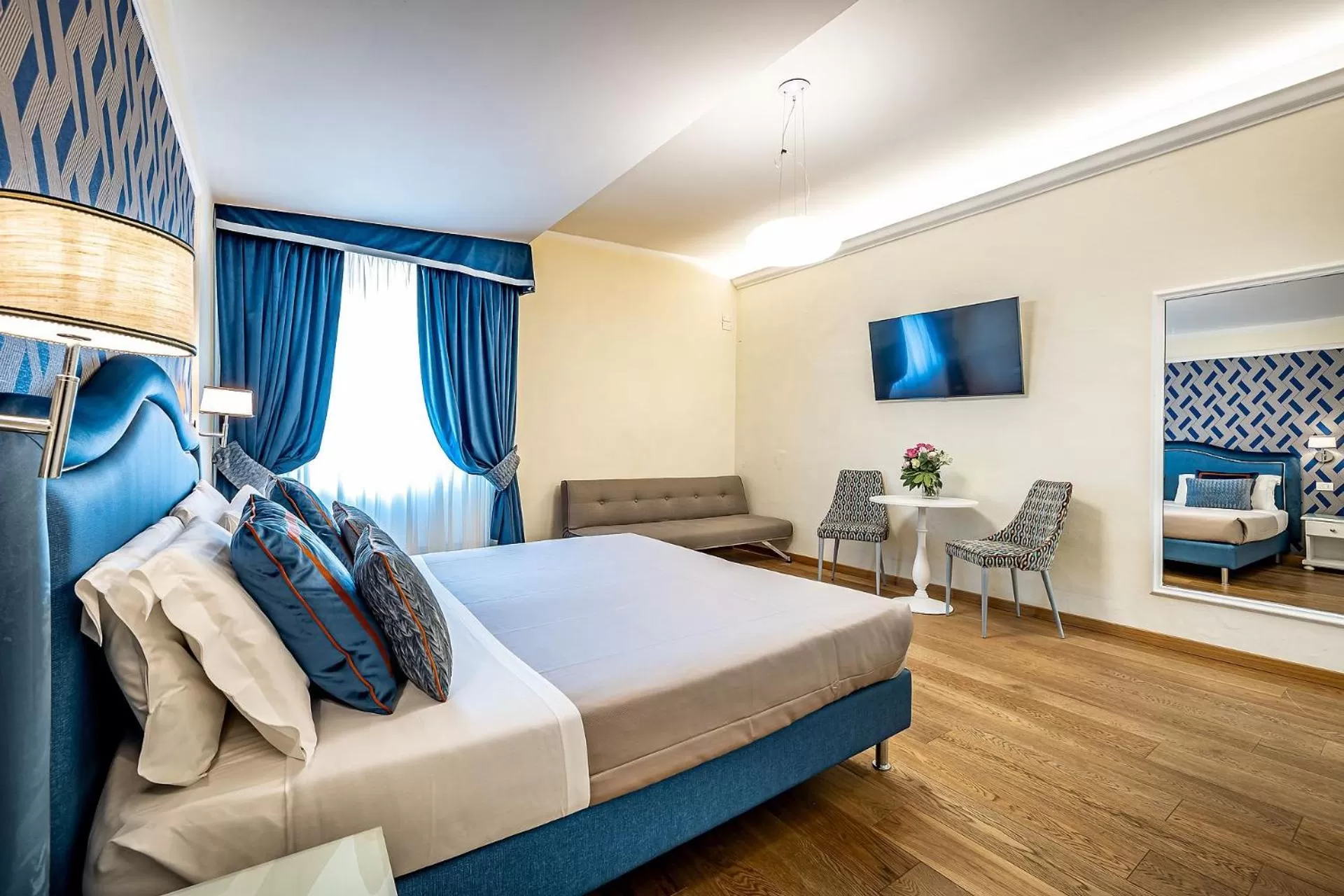 Bedroom, Bed in Hotel La Scaletta al Ponte Vecchio