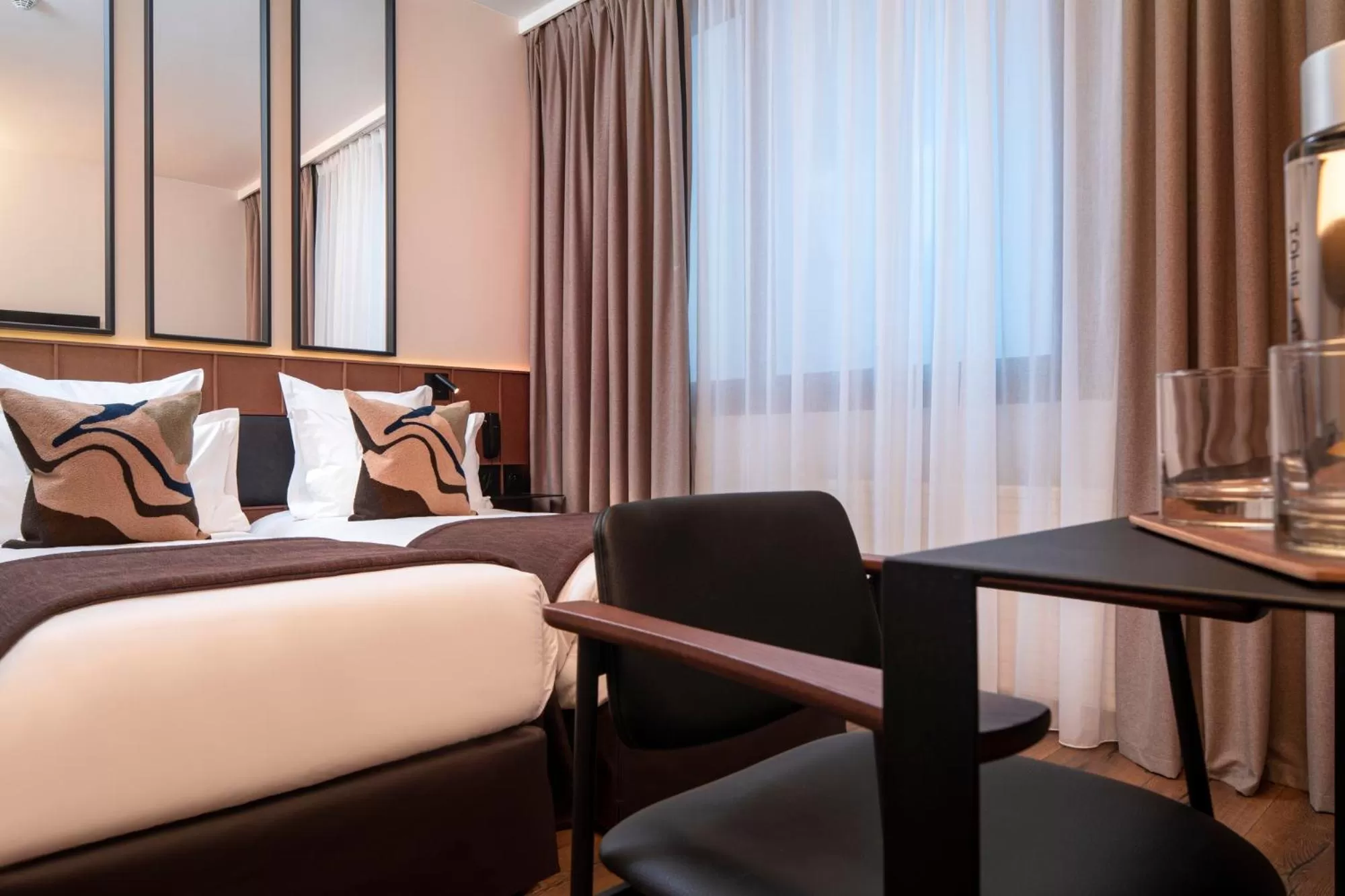 Bed in Hôtel du Port