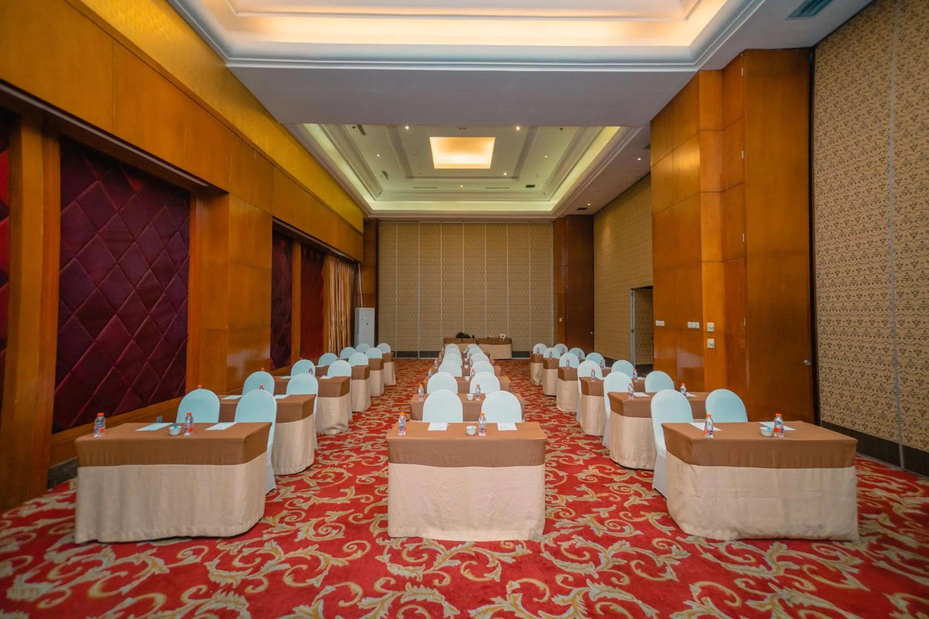 Meeting/conference room in Best Western Mangga Dua Hotel & Residence