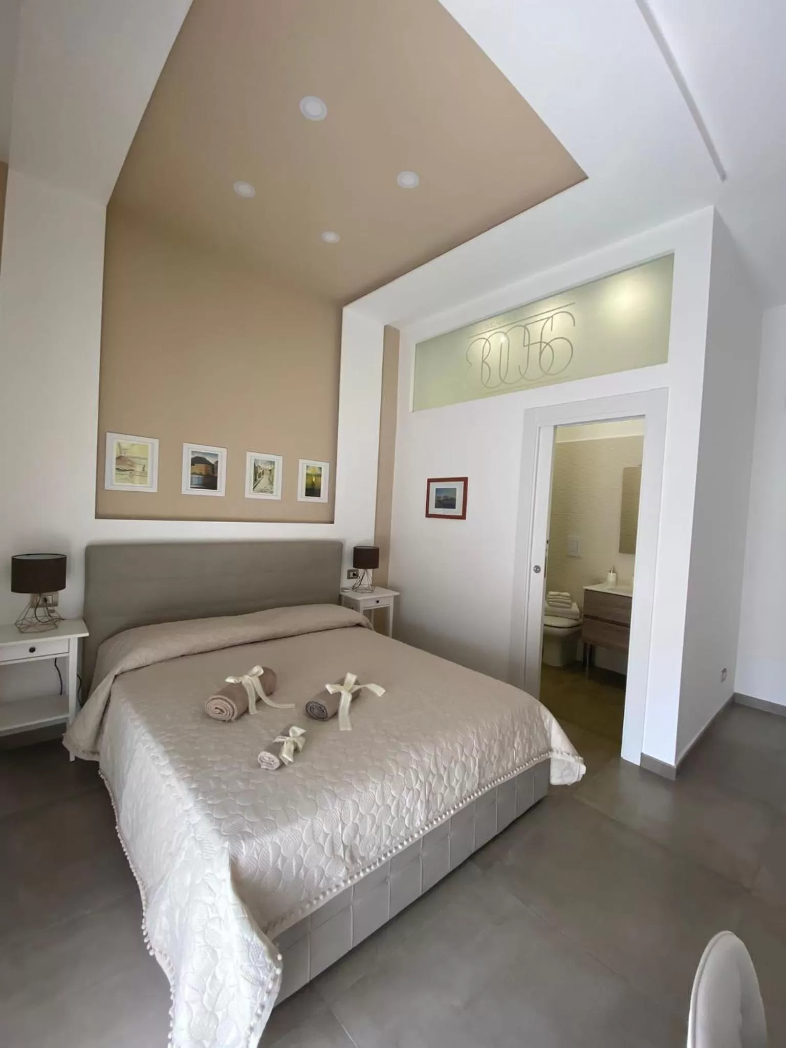 Photo of the whole room, Bed in B&B 80056 Ercolano