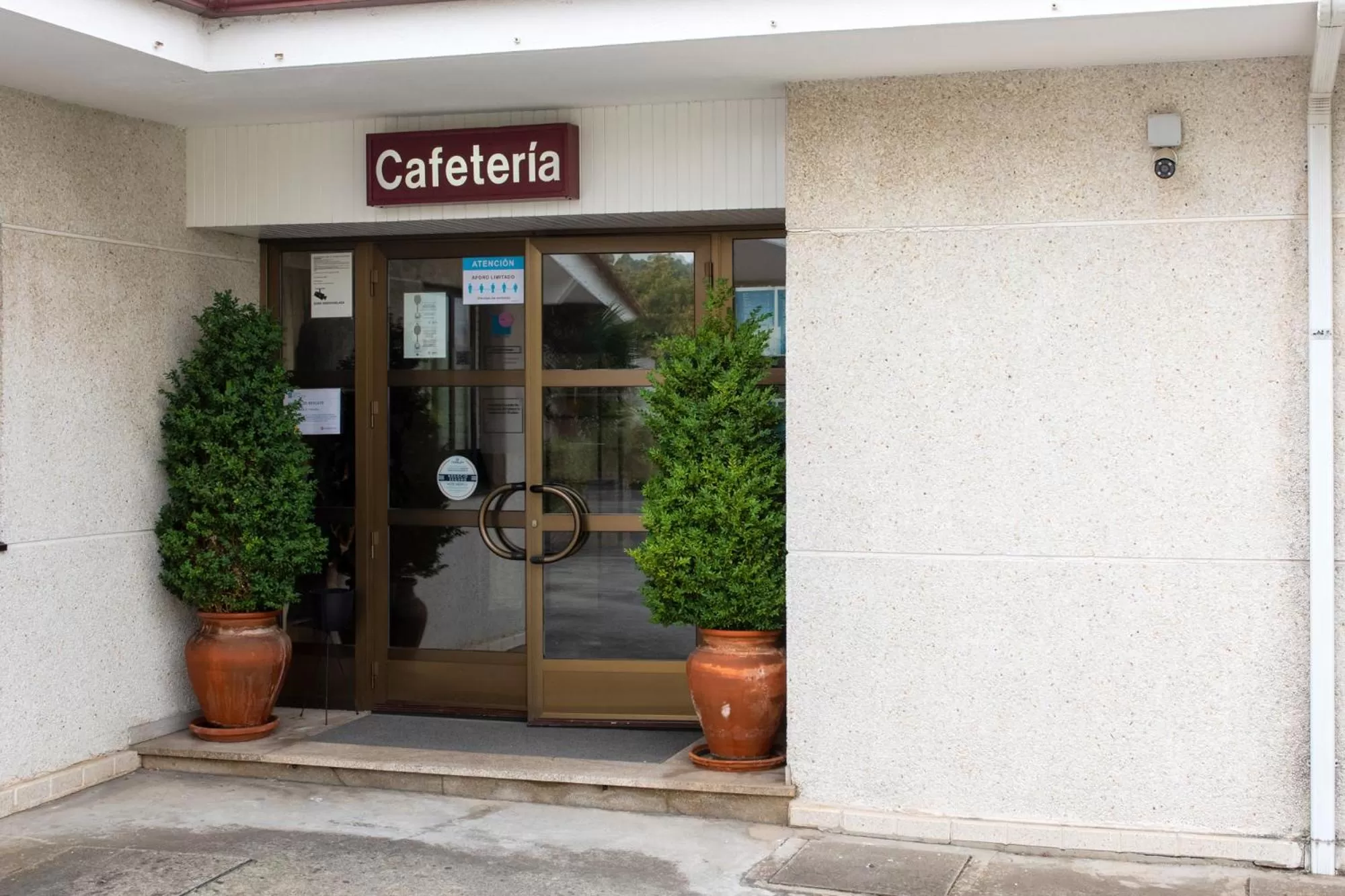 Restaurant/places to eat in Motel Jardin