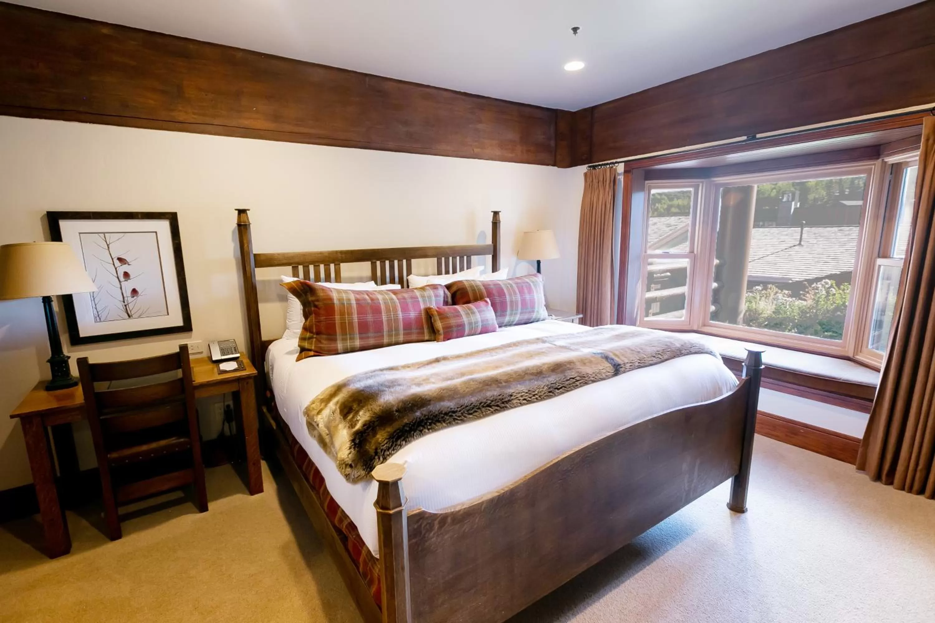 Bedroom, Bed in Stein Eriksen Lodge Deer Valley