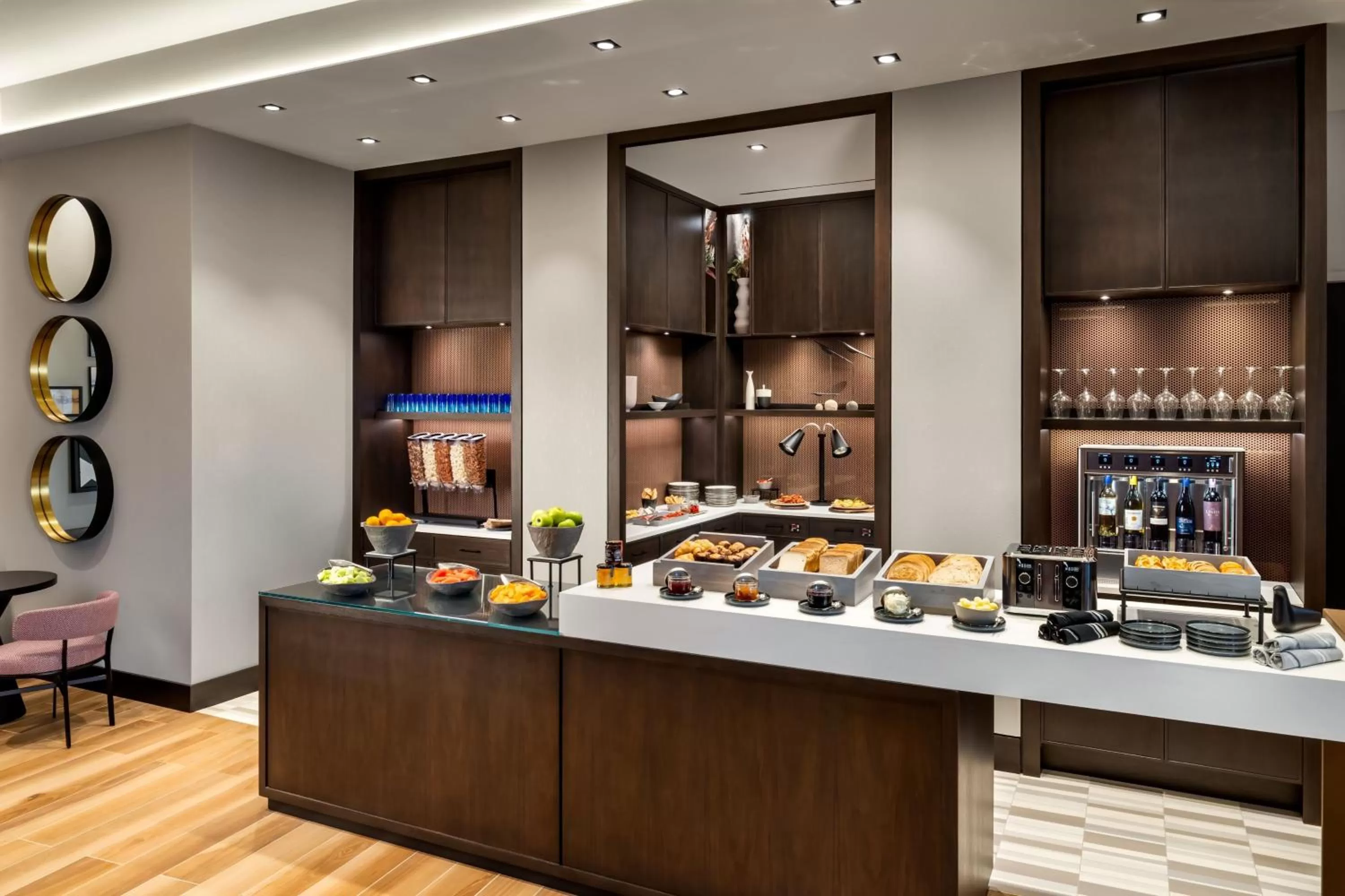 Breakfast in Sheraton Gateway Hotel in Toronto International Airport